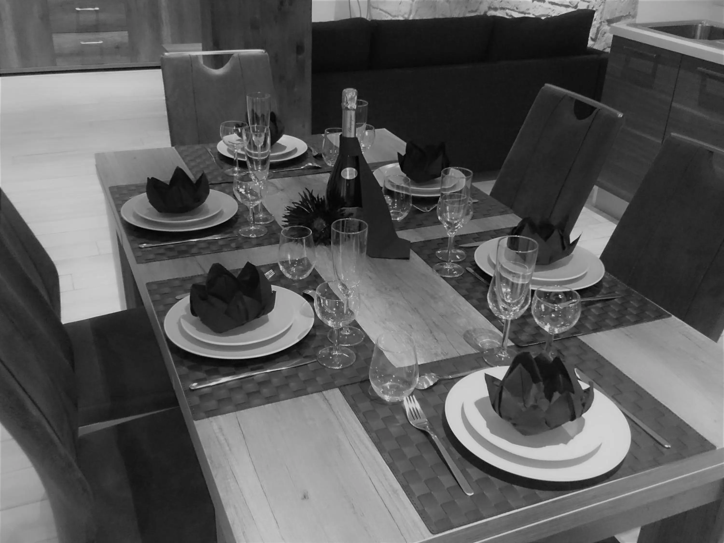 Dining area in Le Moulin d'Oscar & Spa - Mulhouse Nord