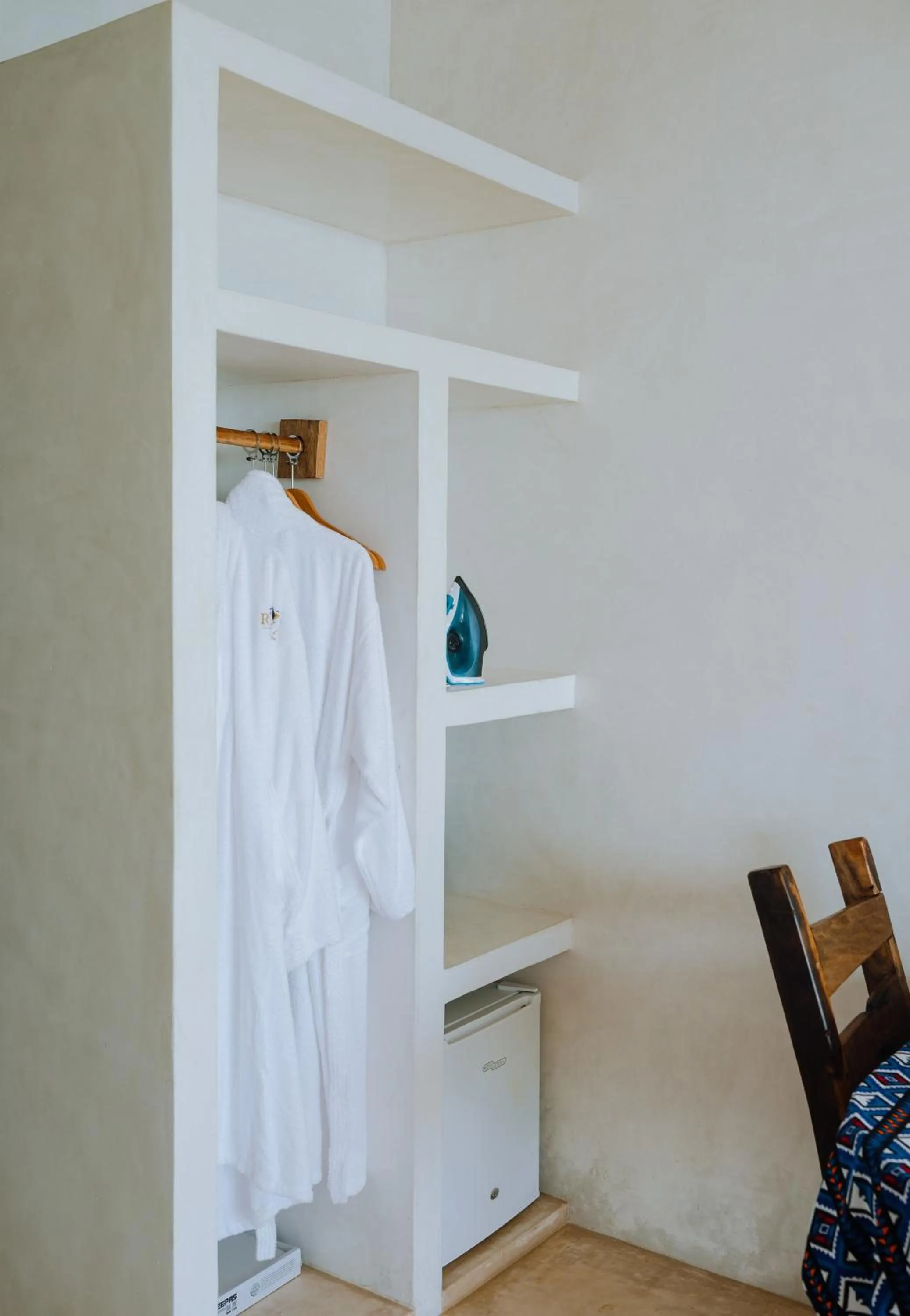 flat iron in Royal Cliff Zanzibar