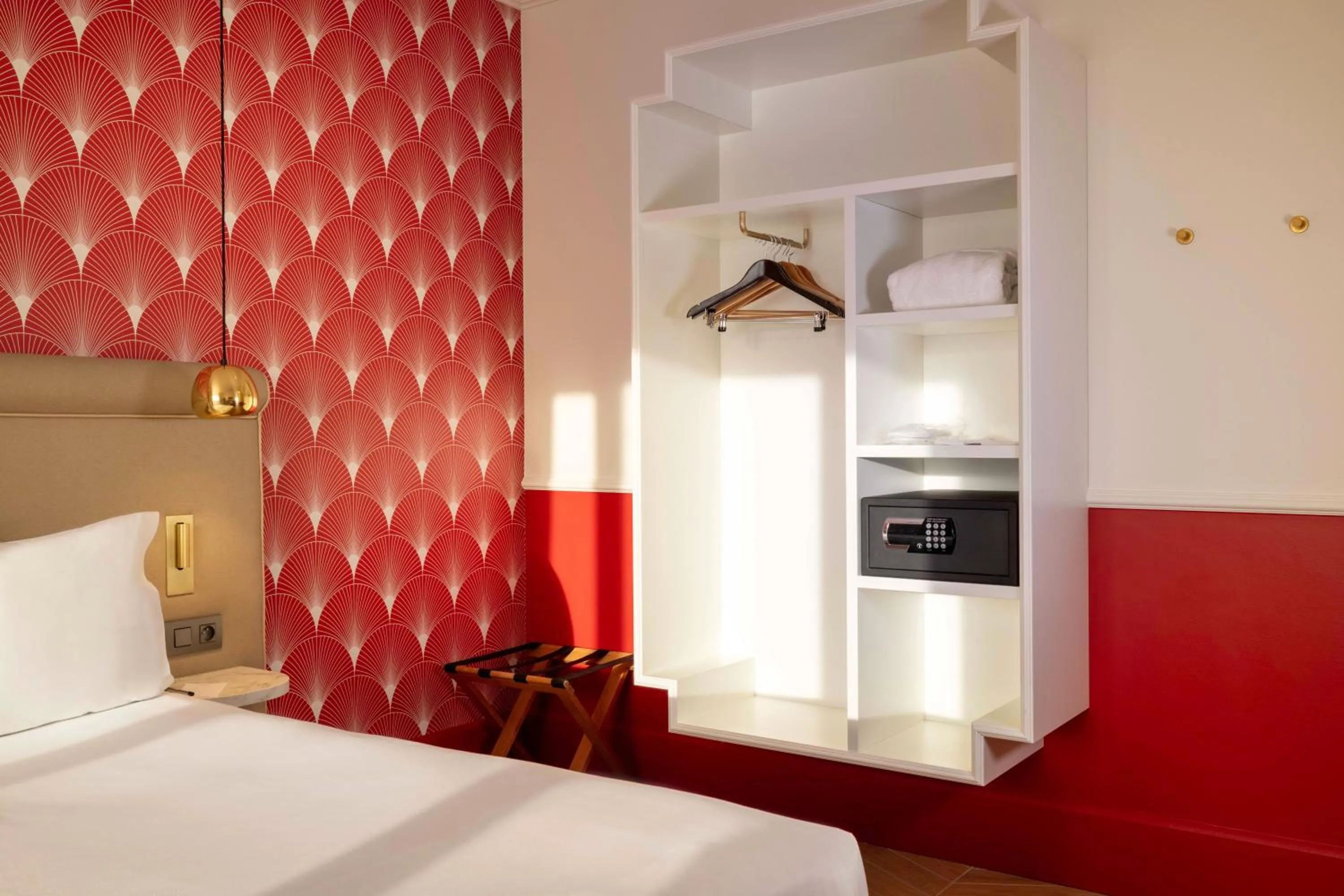 Bedroom, Bed in Hotel The Augustin