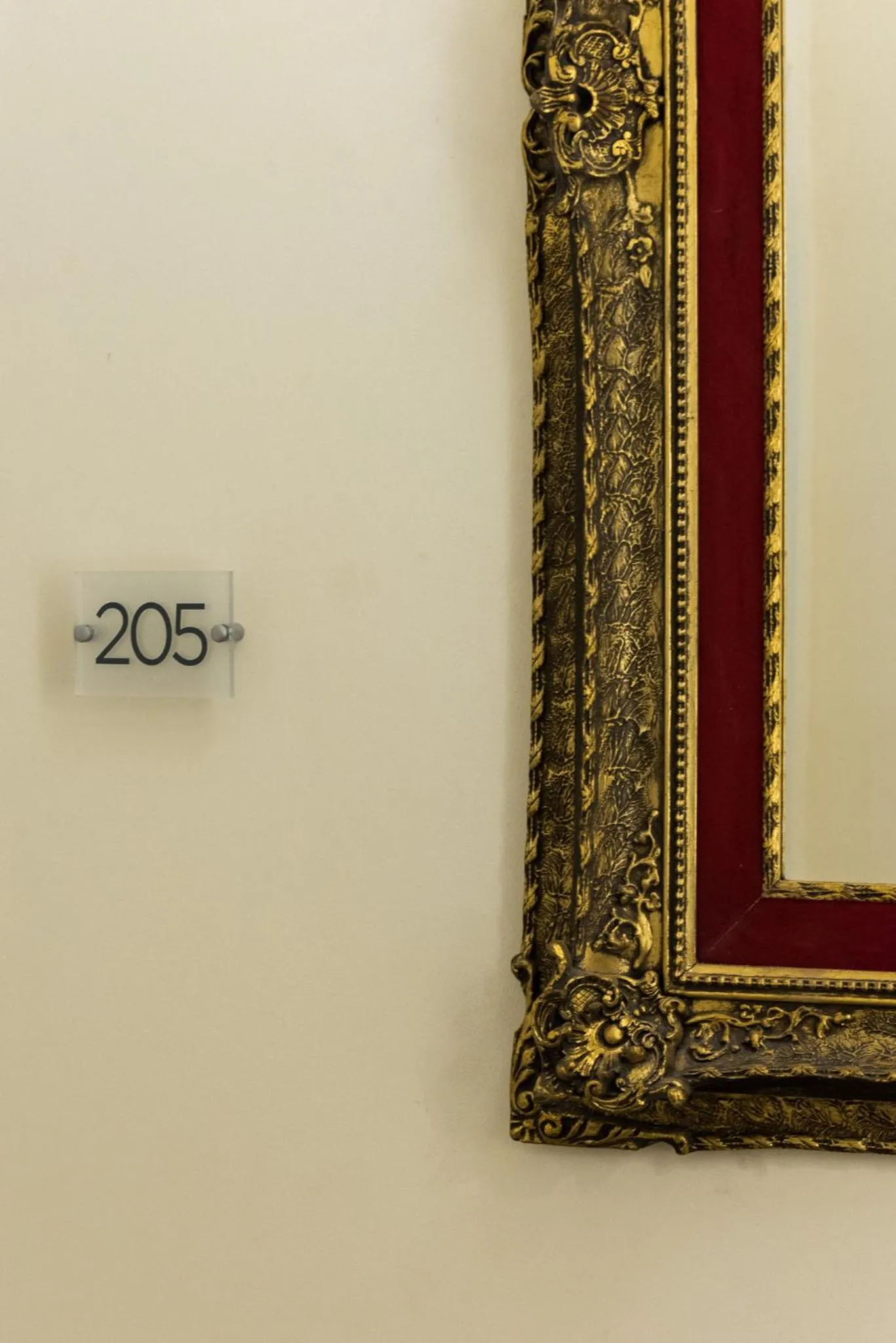 Decorative detail in Old Town Inn