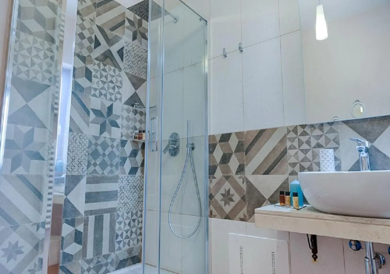 Shower in Antica Quercia Villa & Spa