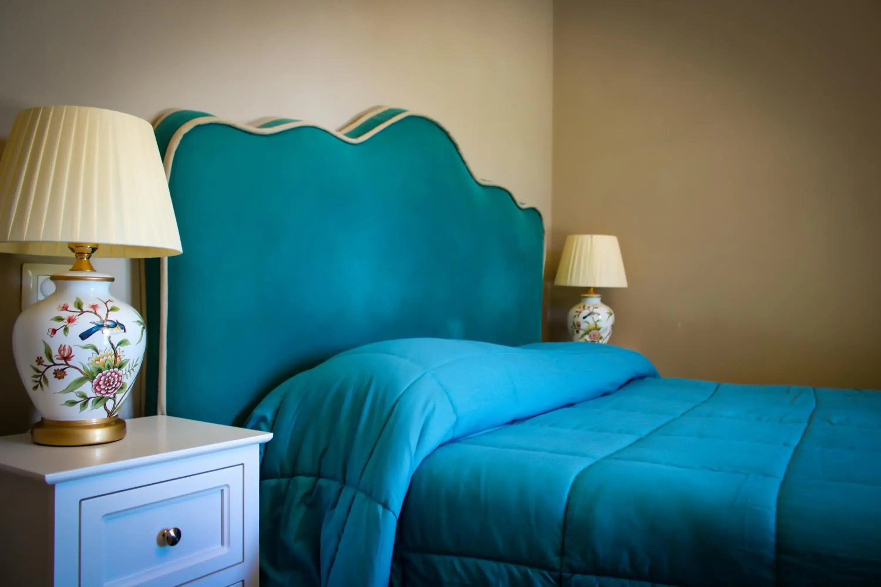 Deluxe Double Room with Bath in Antica Quercia Villa & Spa Deluxe Double Room with Bath in Antica Quercia Villa & Spa