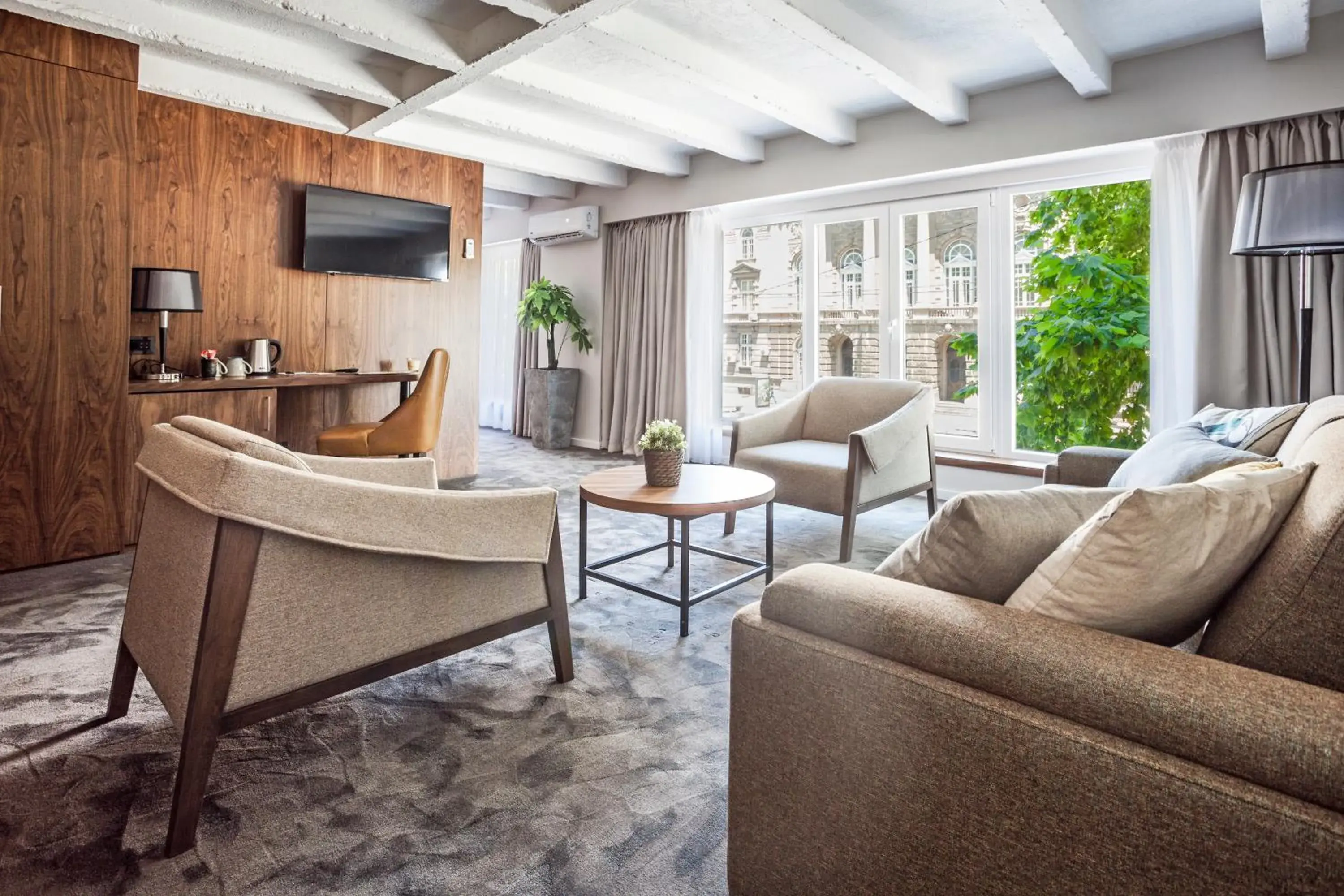 Nomad Luxury Suites Nomad Luxury Suites