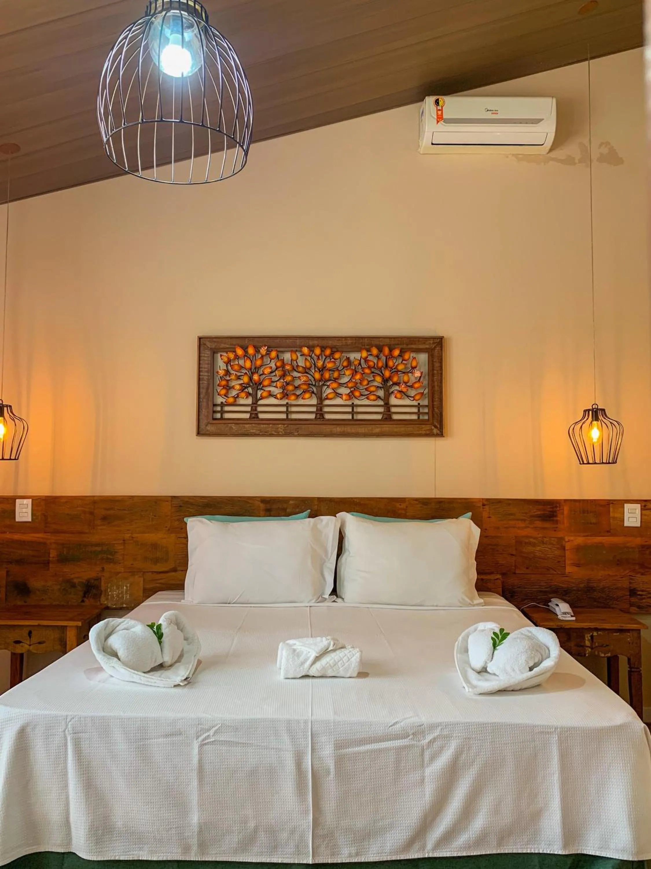 Photo of the whole room, Bed in Pousada Verde Villas