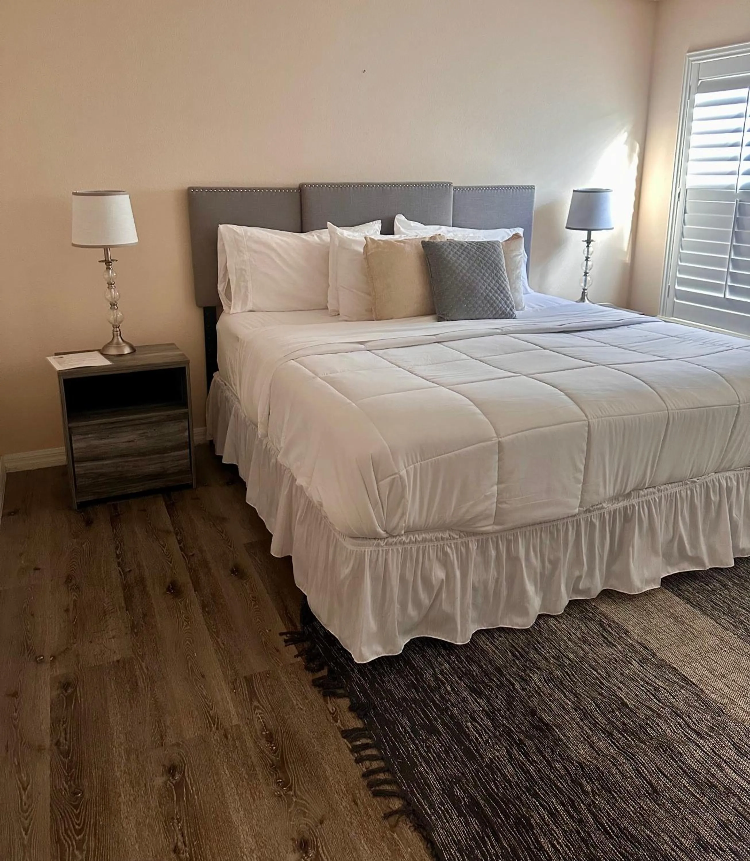 Bed in Cozy Villa With South Facing Pool