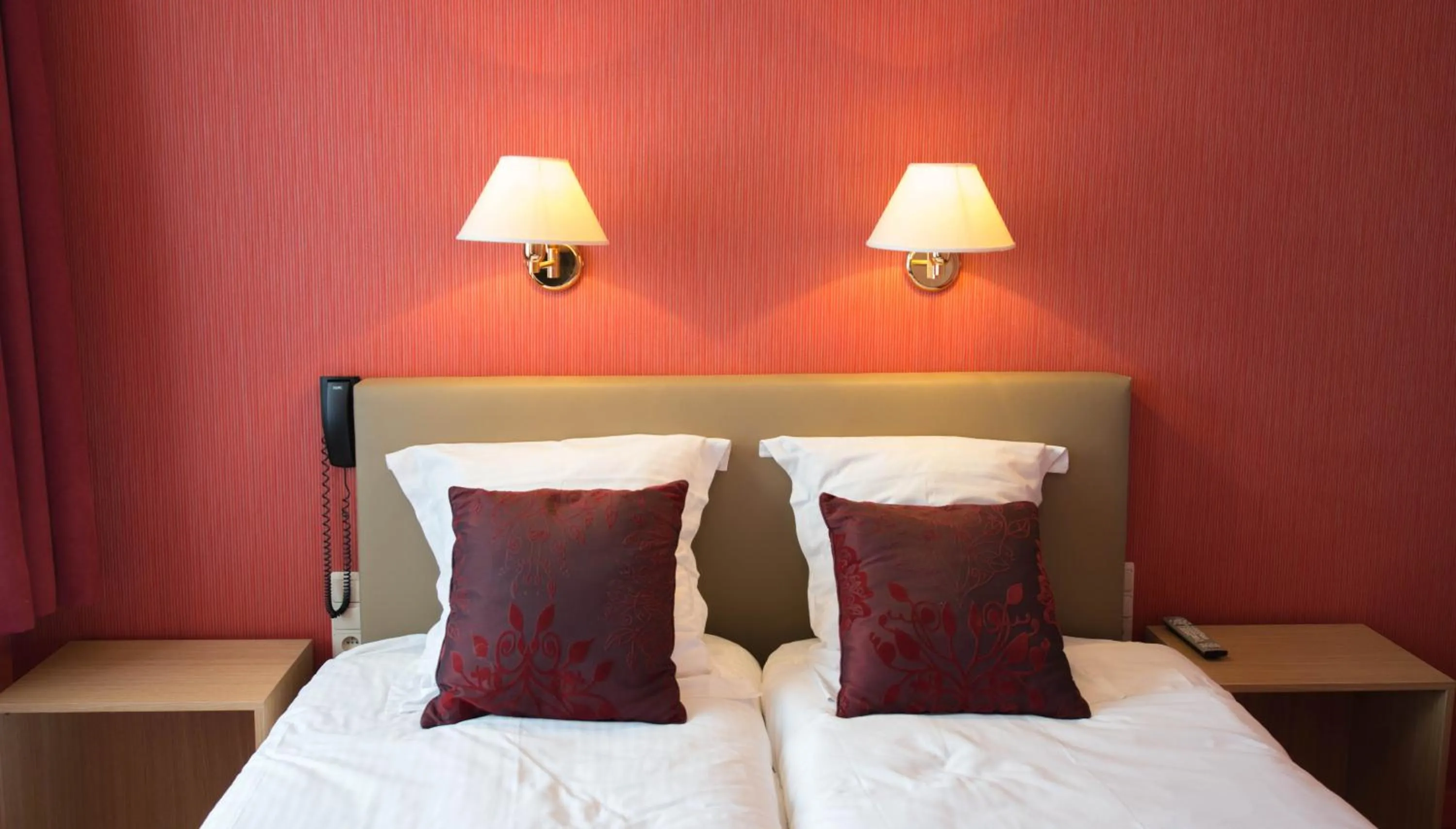 Bed in Hotel Groeninghe