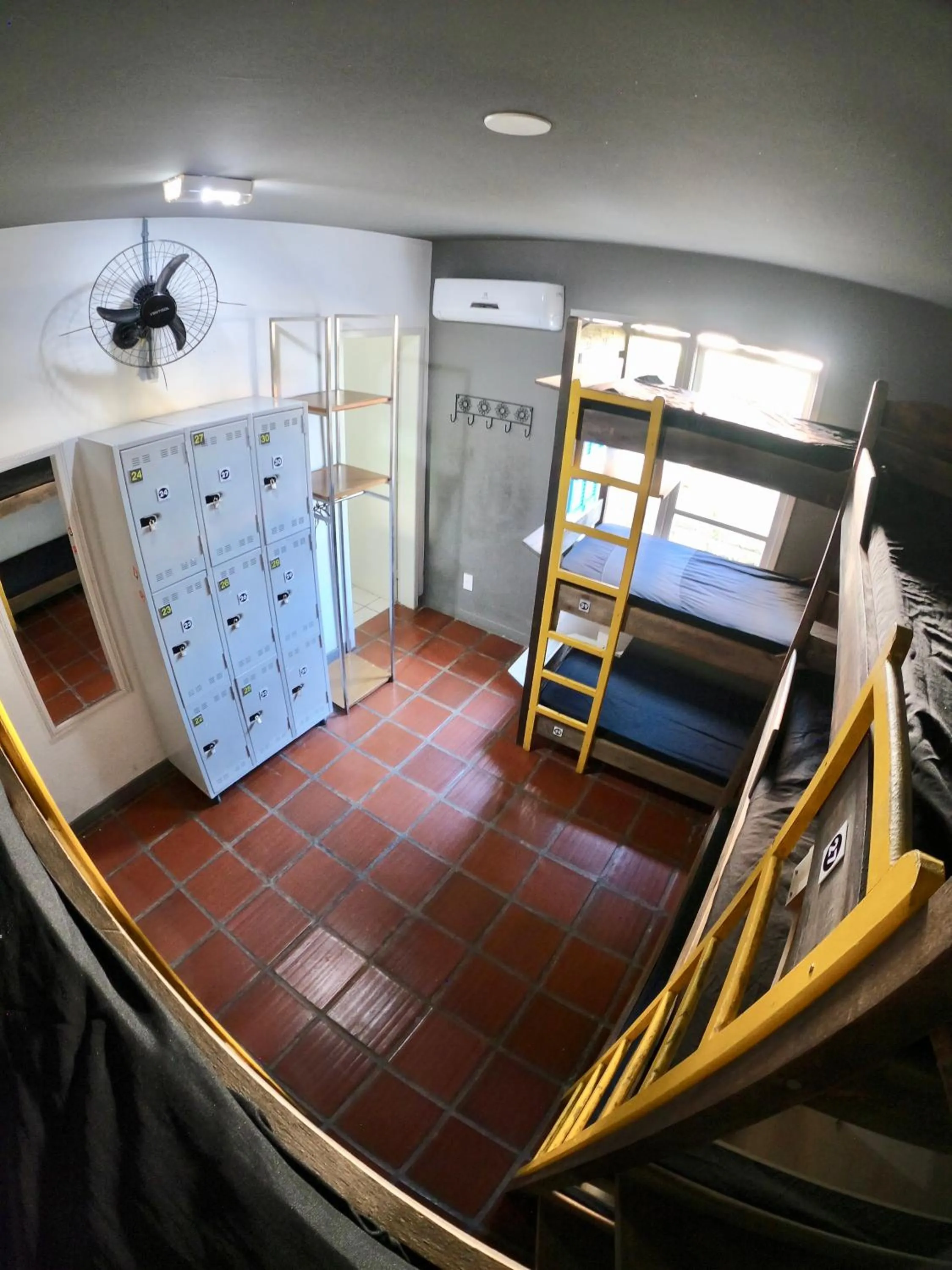 bunk bed, Bed in World Hostel - Canasvieiras