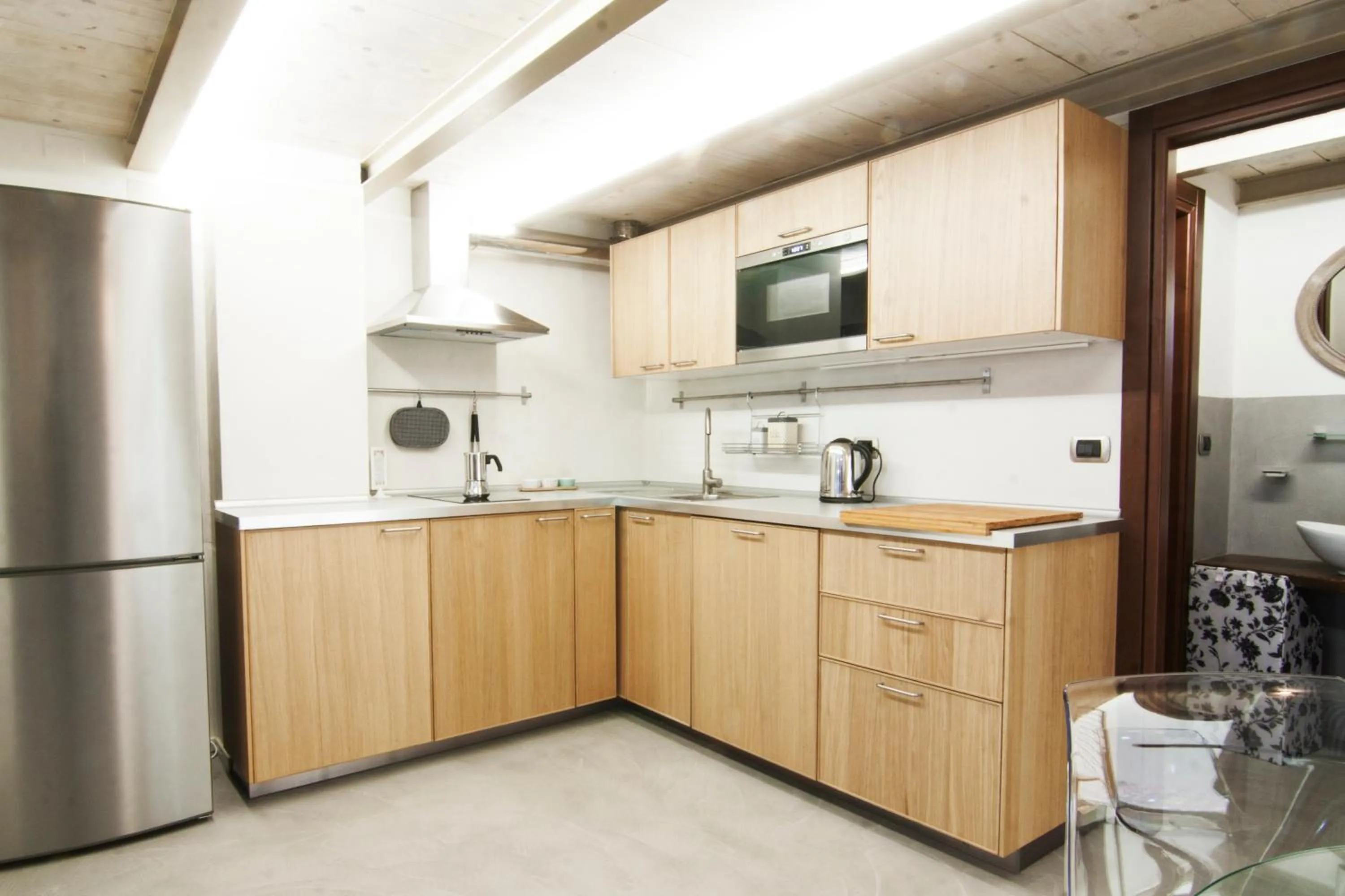 Kitchen or kitchenette in Alessia's Flat - Mac Mahon