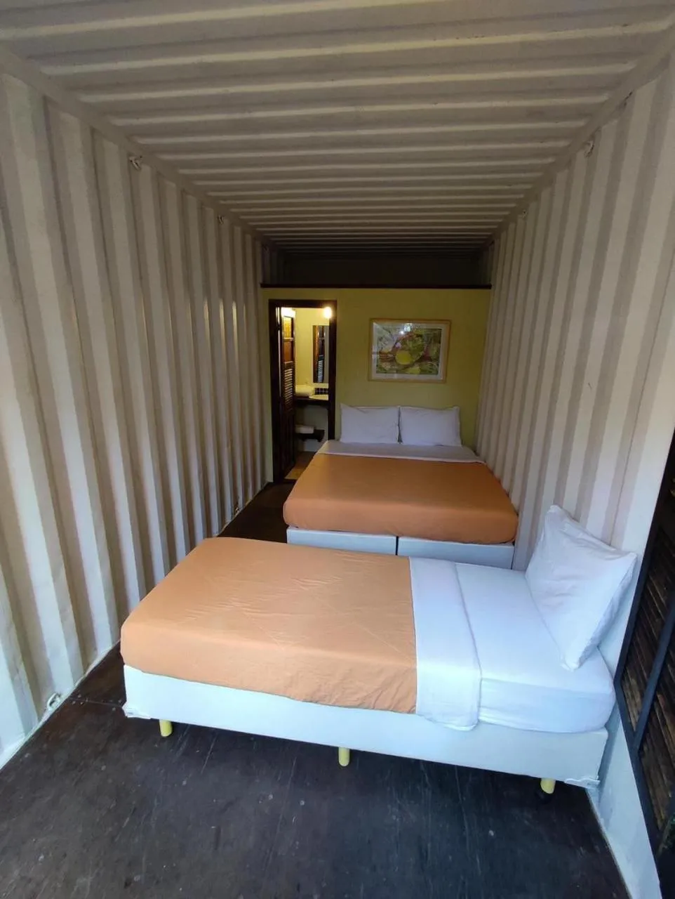 Bedroom, Bed in Container Eco Suítes