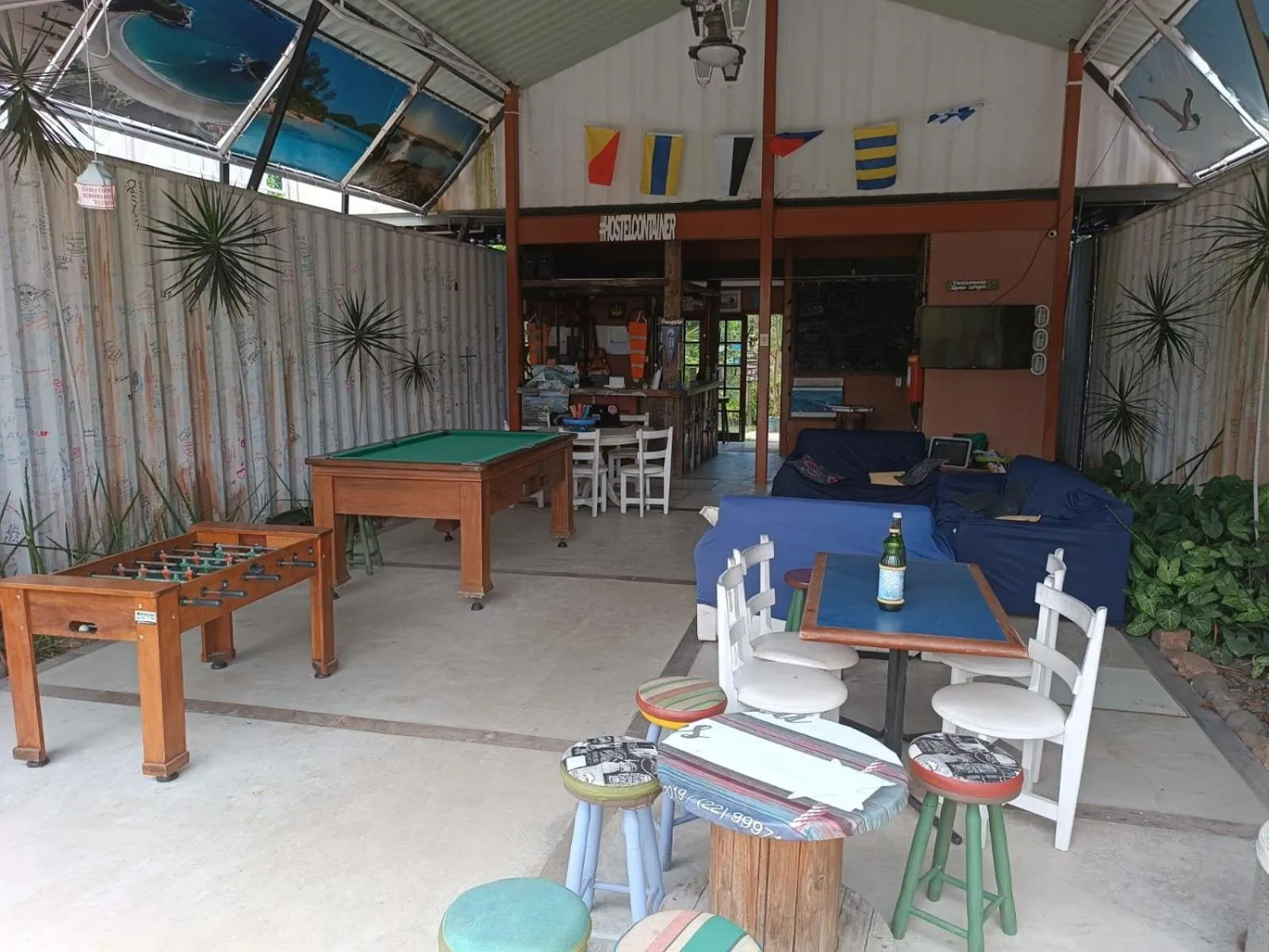 Communal lounge/ TV room in Container Eco Suítes