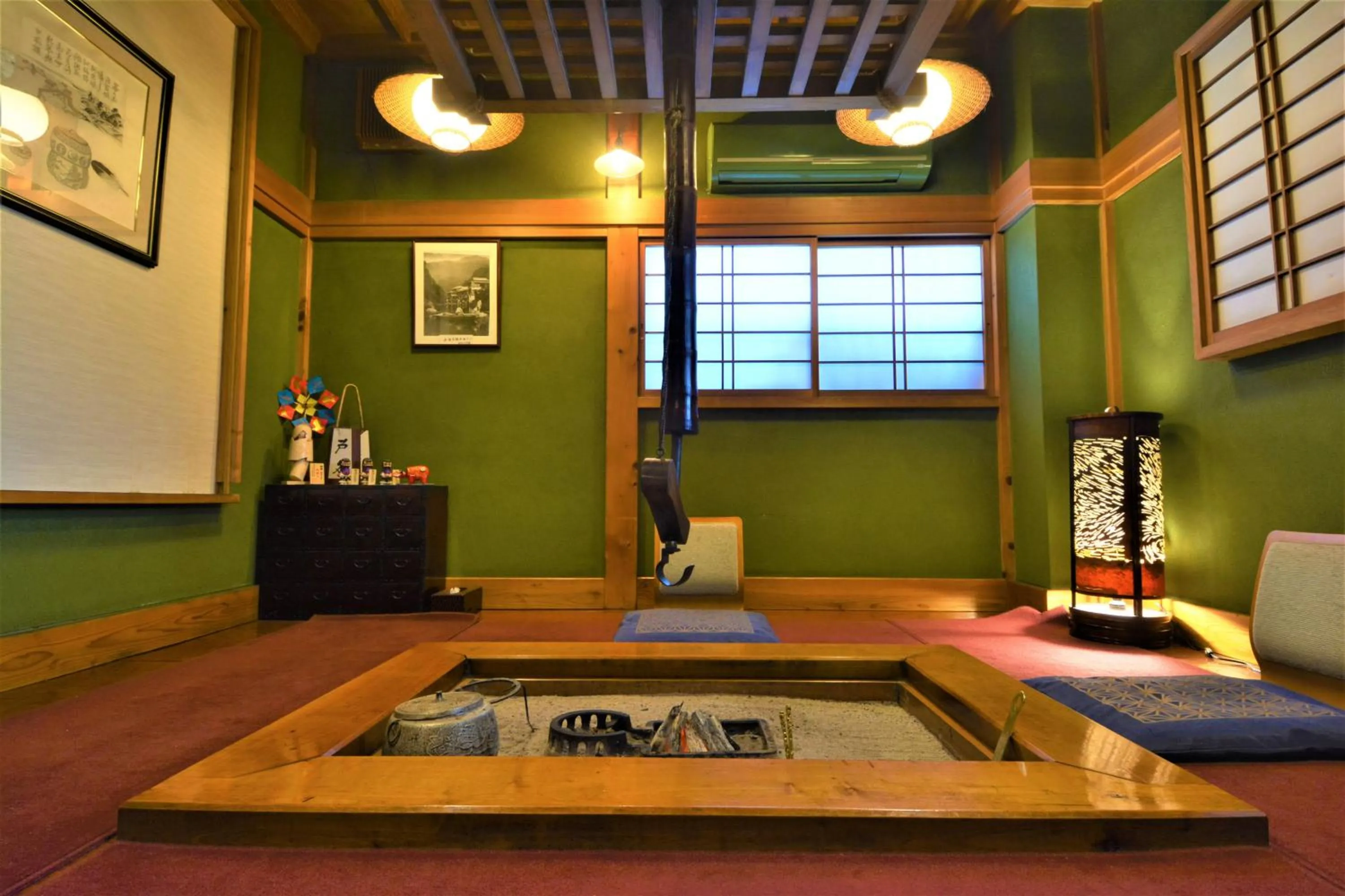 Restaurant/places to eat in Irorinoyado Ashina