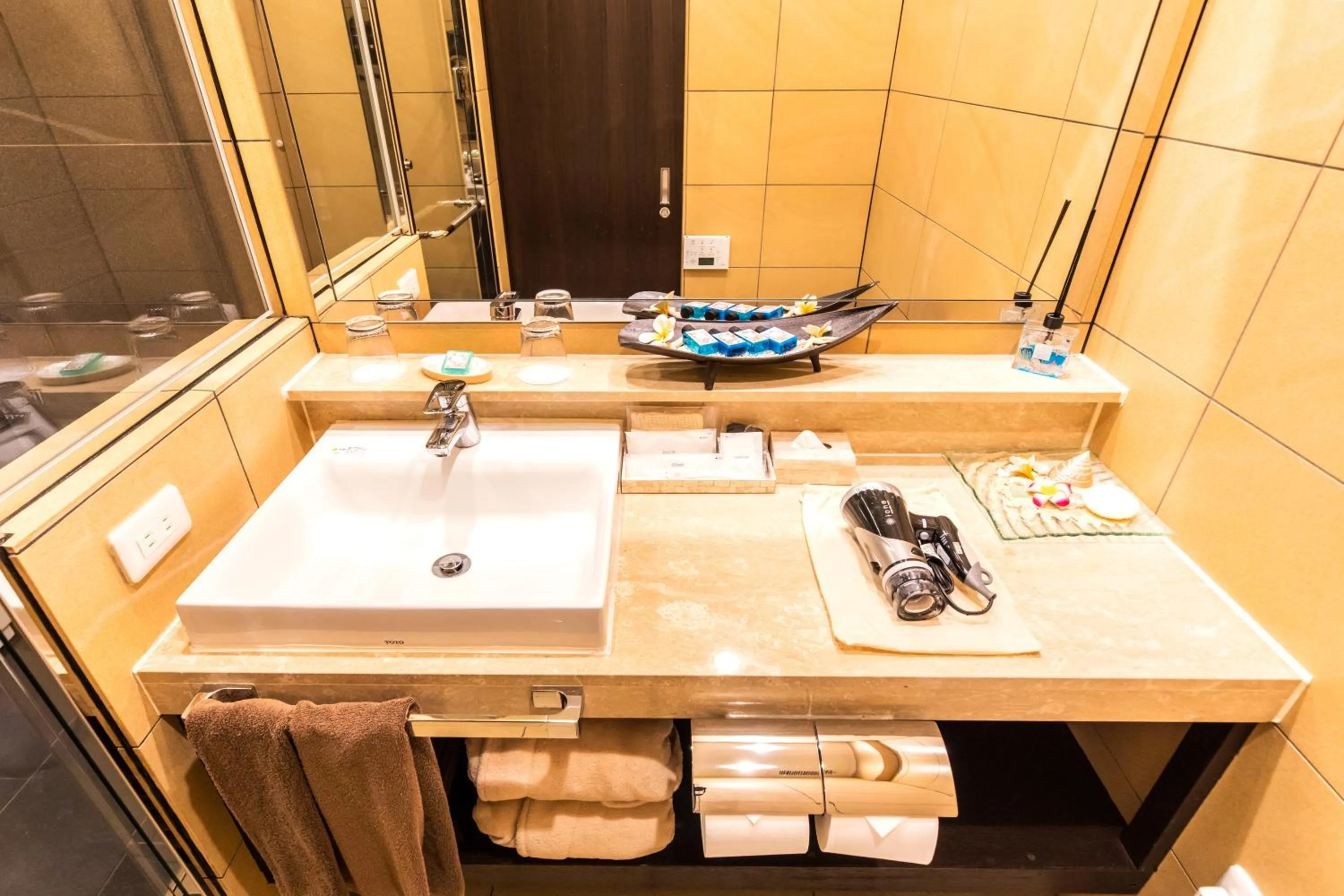 Bathroom in Kerama Terrace