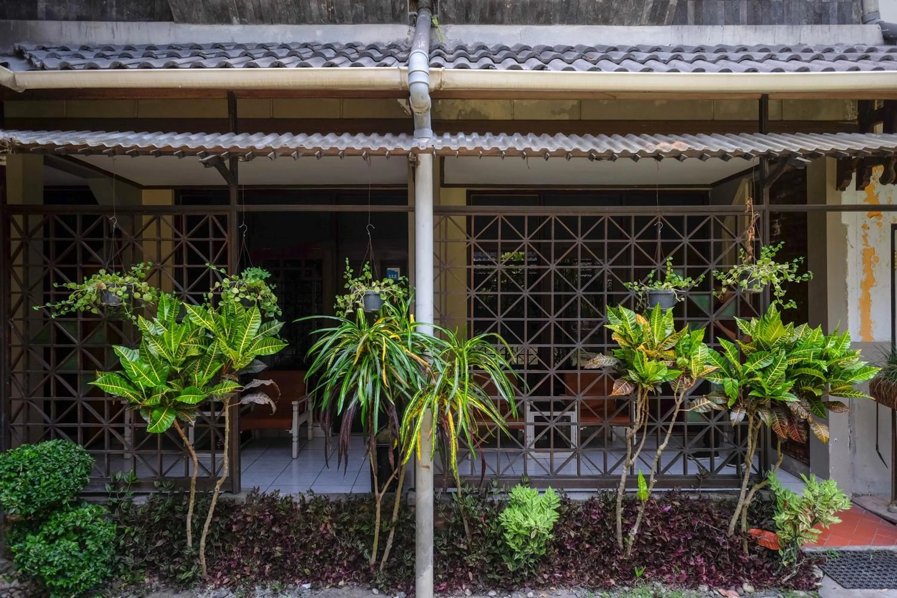 Garden in Urbanview Hotel Syariah Wisnugraha by RedDoorz