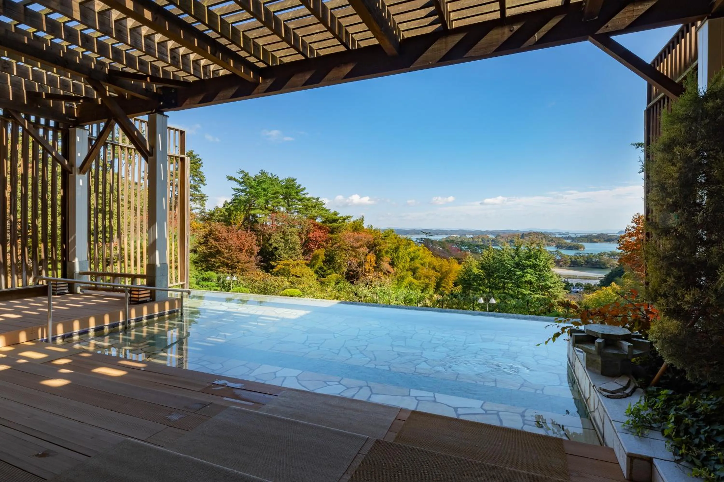 Open Air Bath in Hotel Matsushima Taikanso