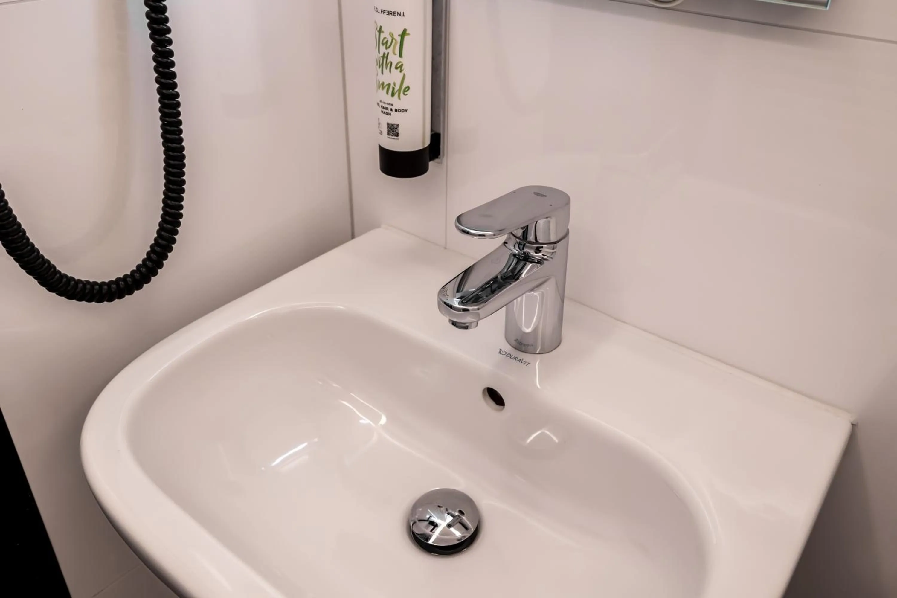 Bathroom in Hotel Olympia in Bruges