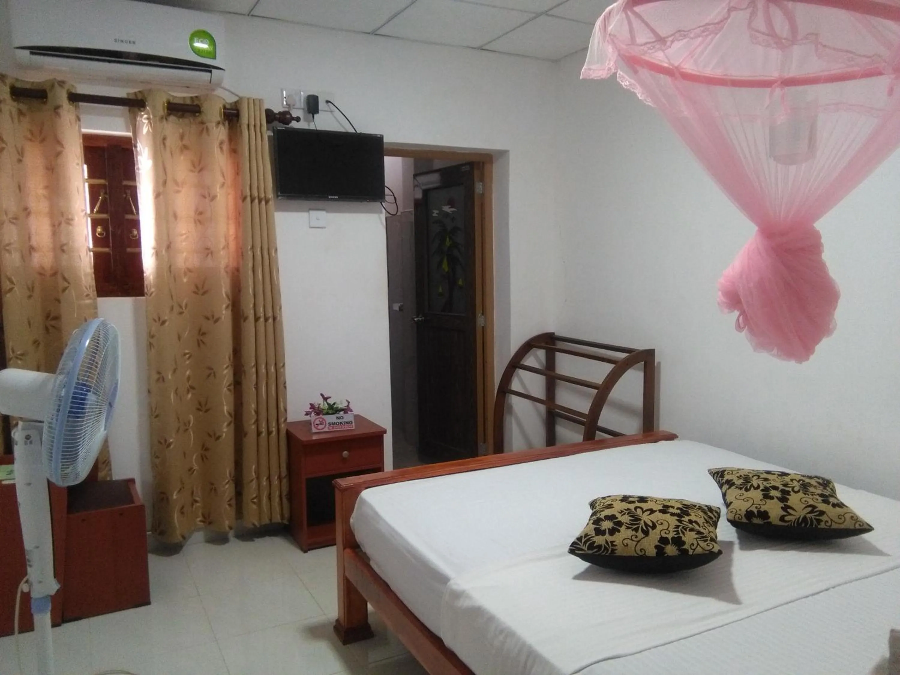 Bed in Hotel Camorich