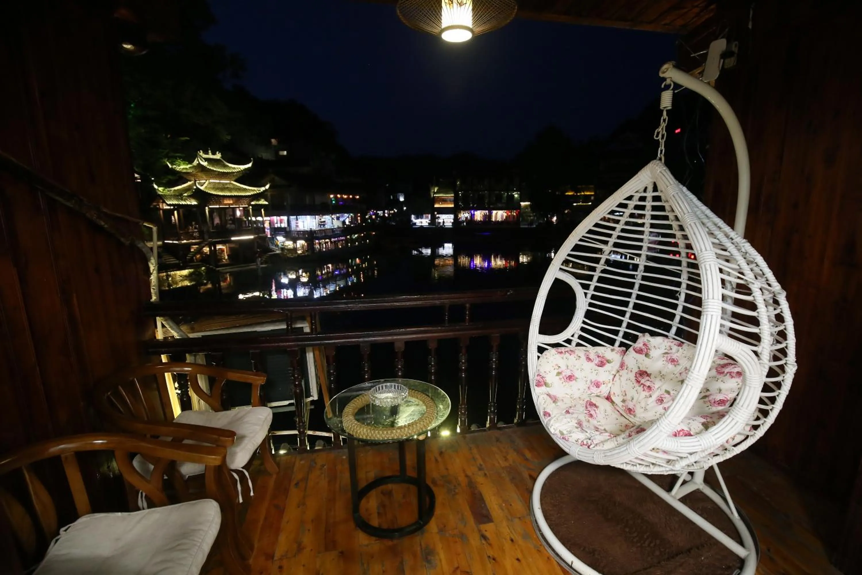 Balcony/Terrace in LQJ Riverside Guest House