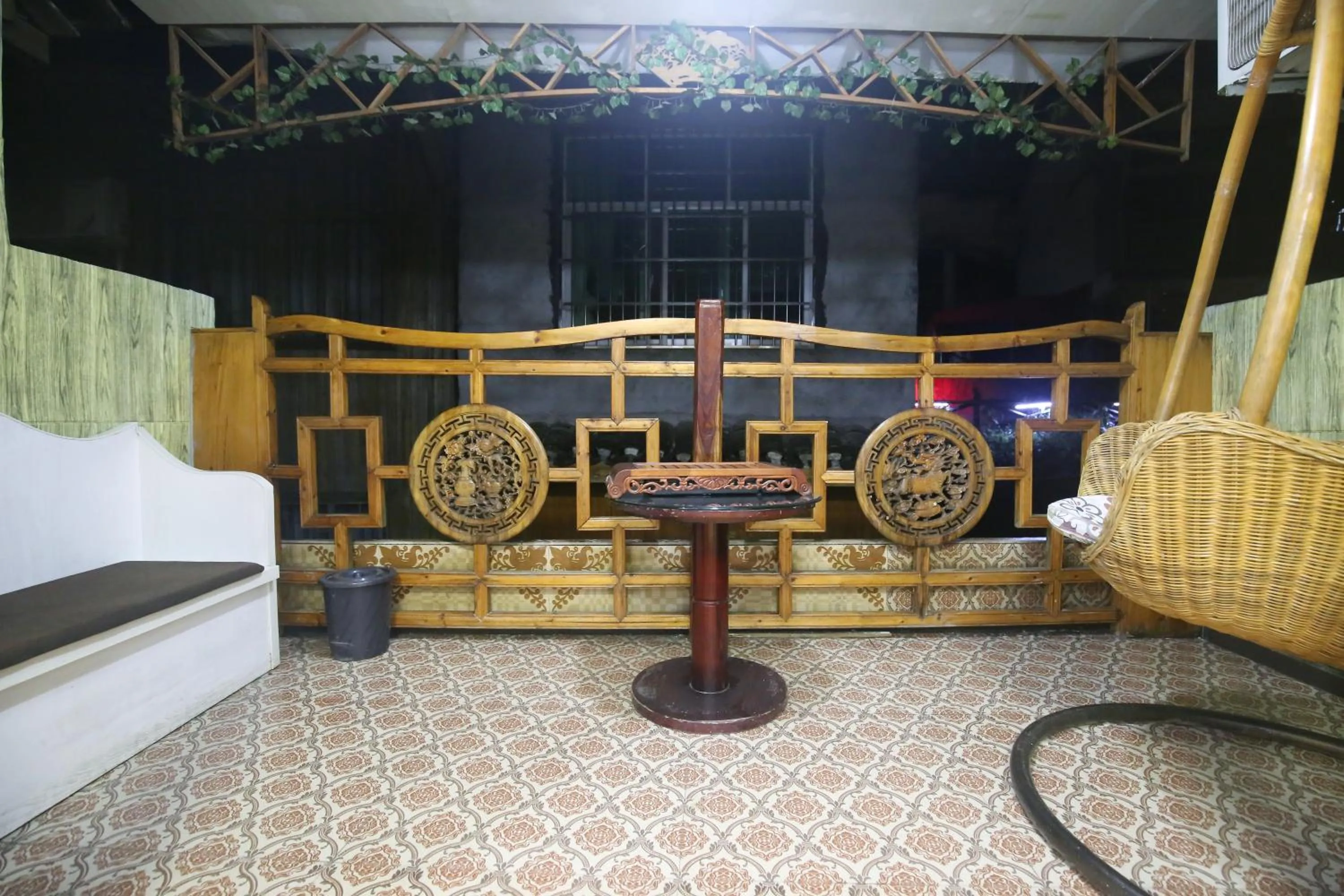 LQJ Riverside Guest House