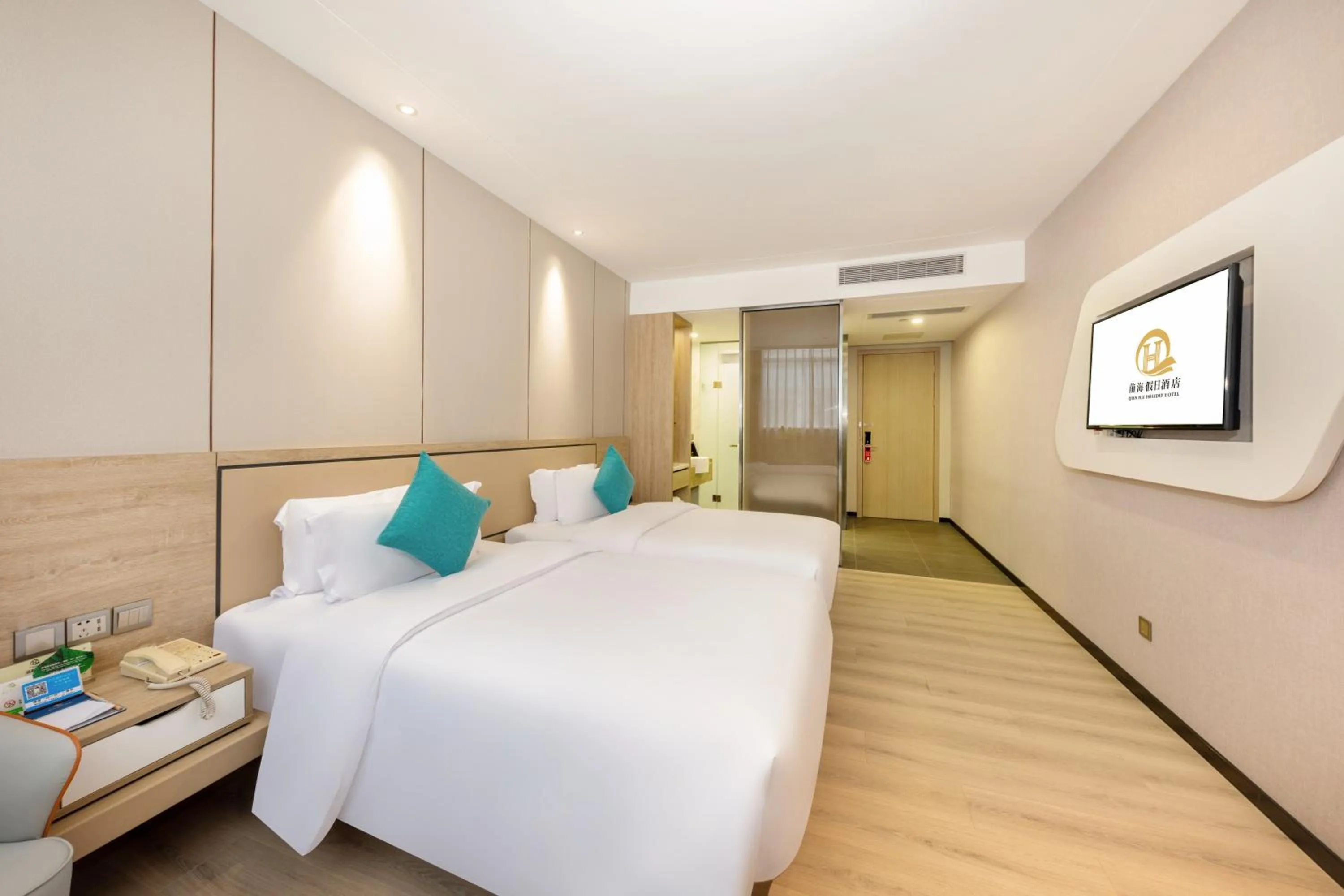 Bedroom, Bed in Qianhai Holiday Hotel