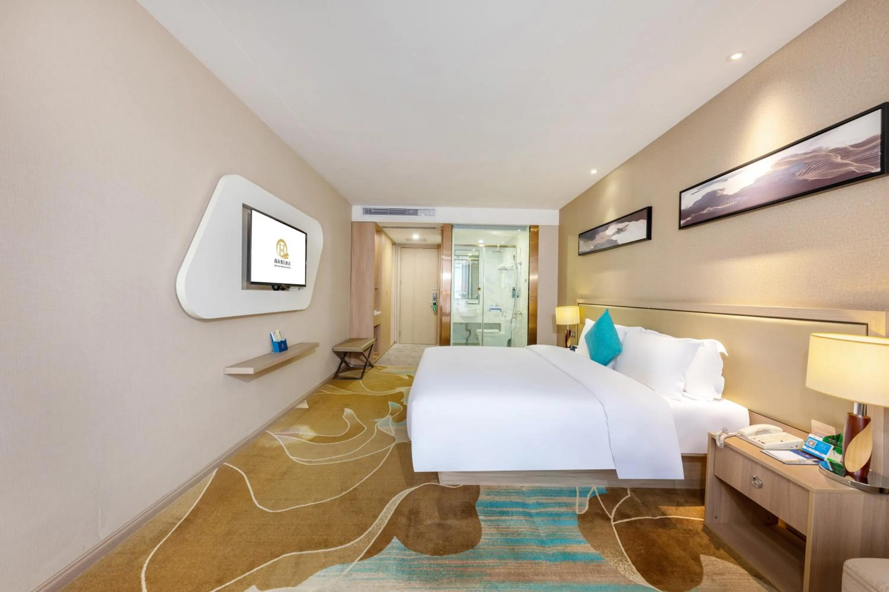 Bedroom, Bed in Qianhai Holiday Hotel