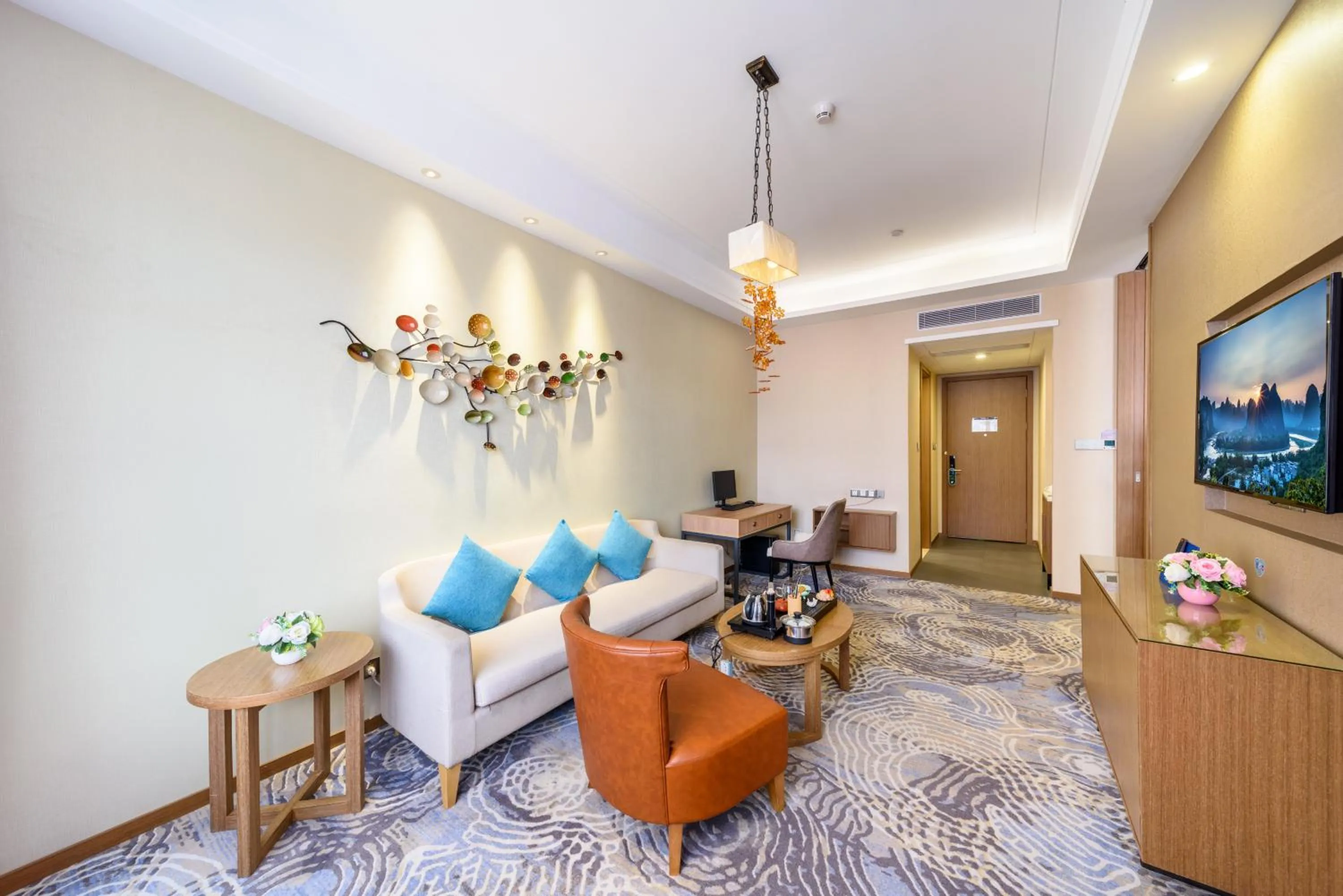 Living room in Qianhai Holiday Hotel