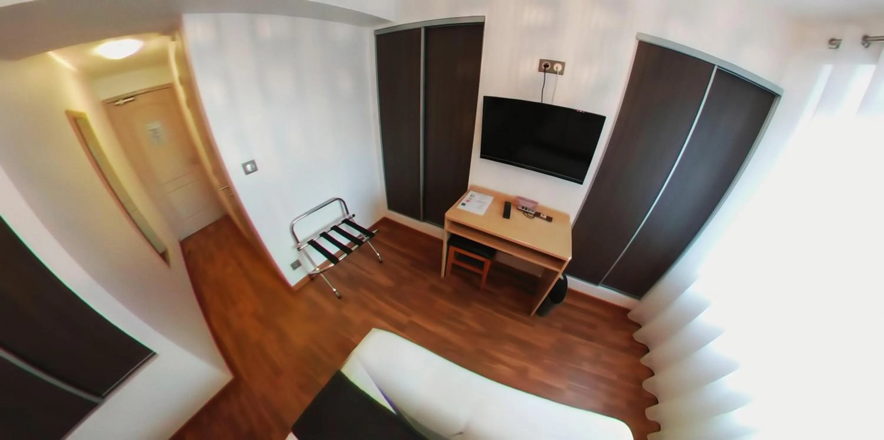 Bedroom in Hotel Au Bon Coin