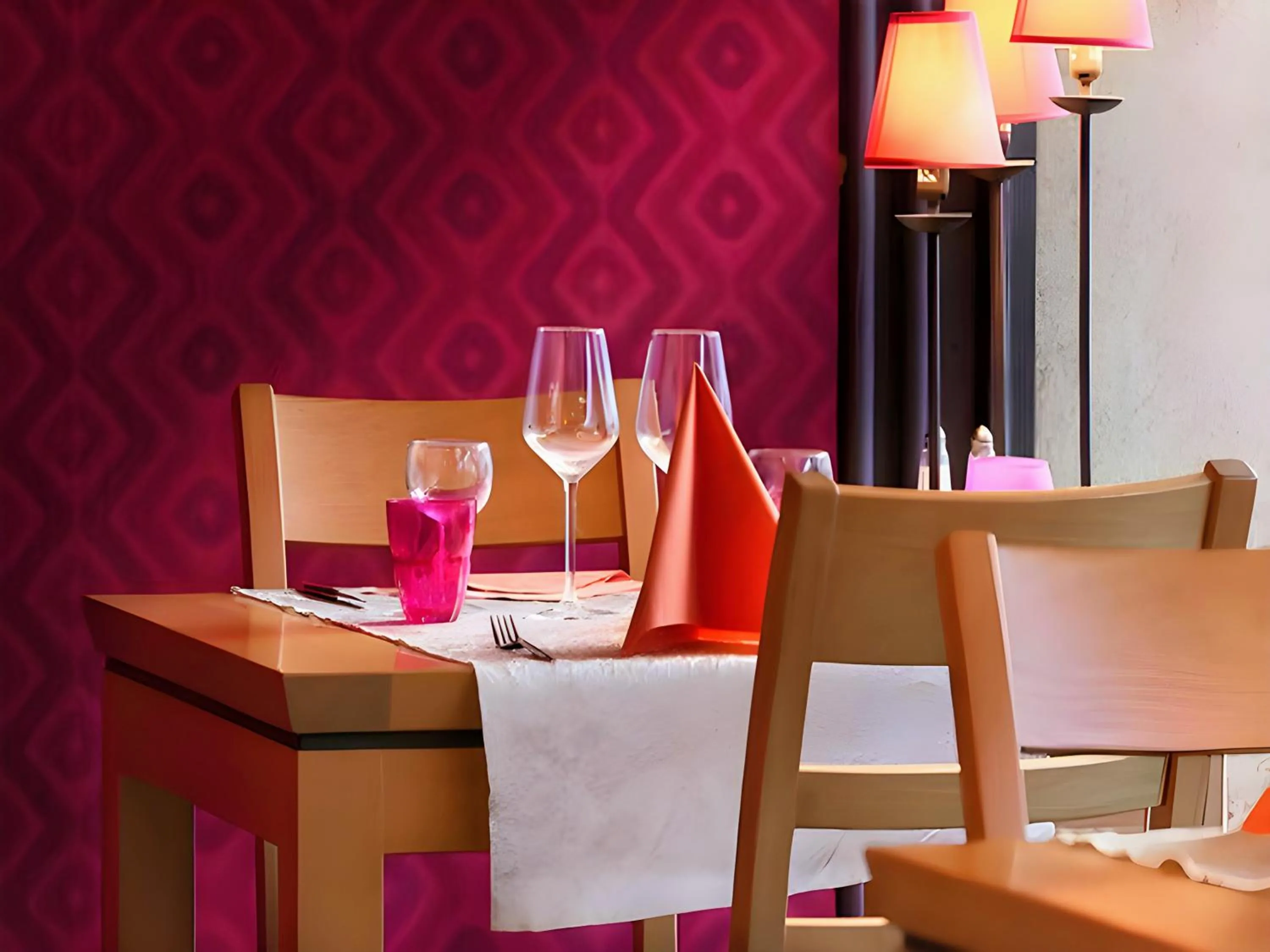 Restaurant/places to eat in Hotel Myrtilles