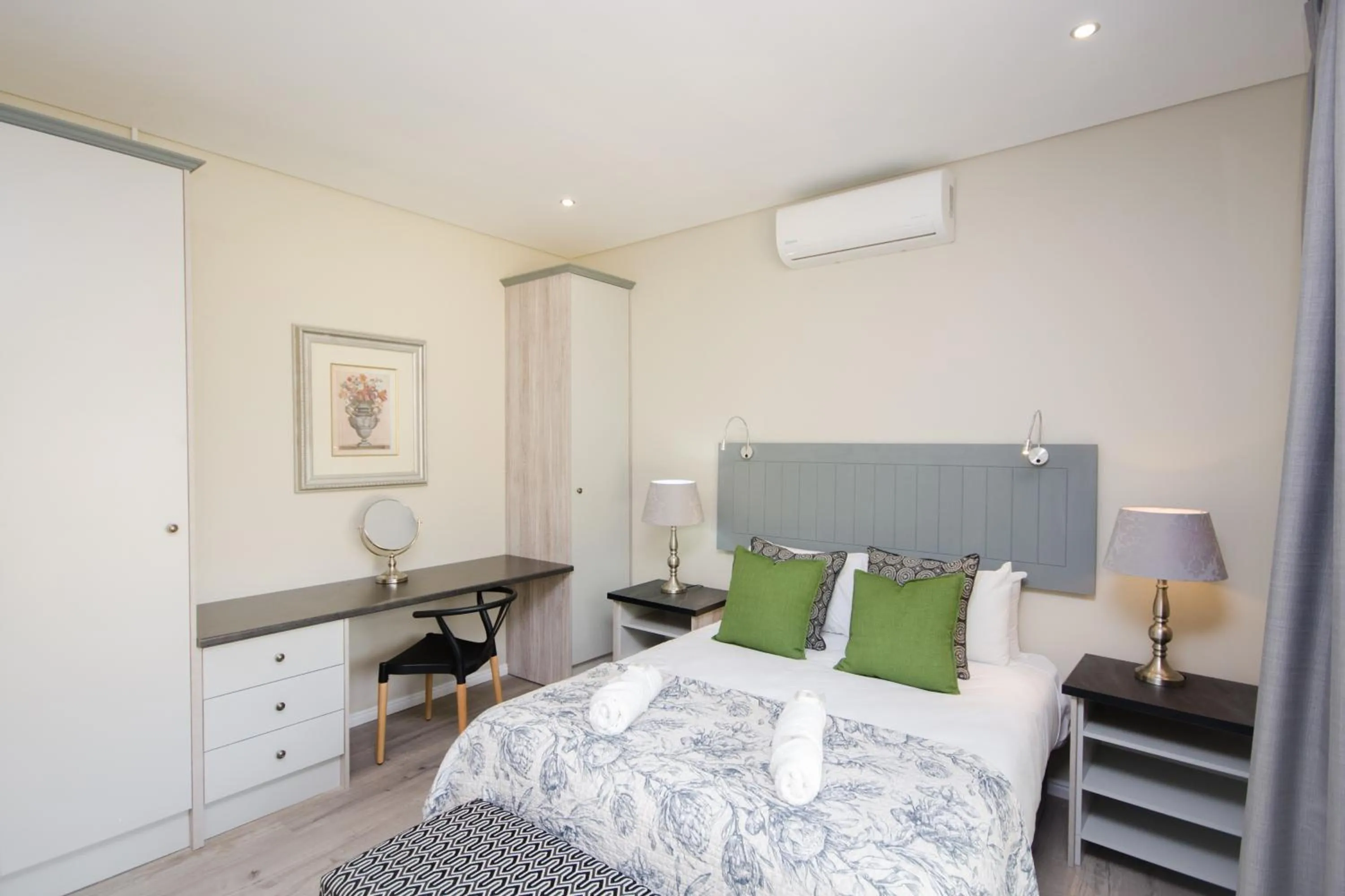 Bedroom, Bed in Du Kloof Lodge