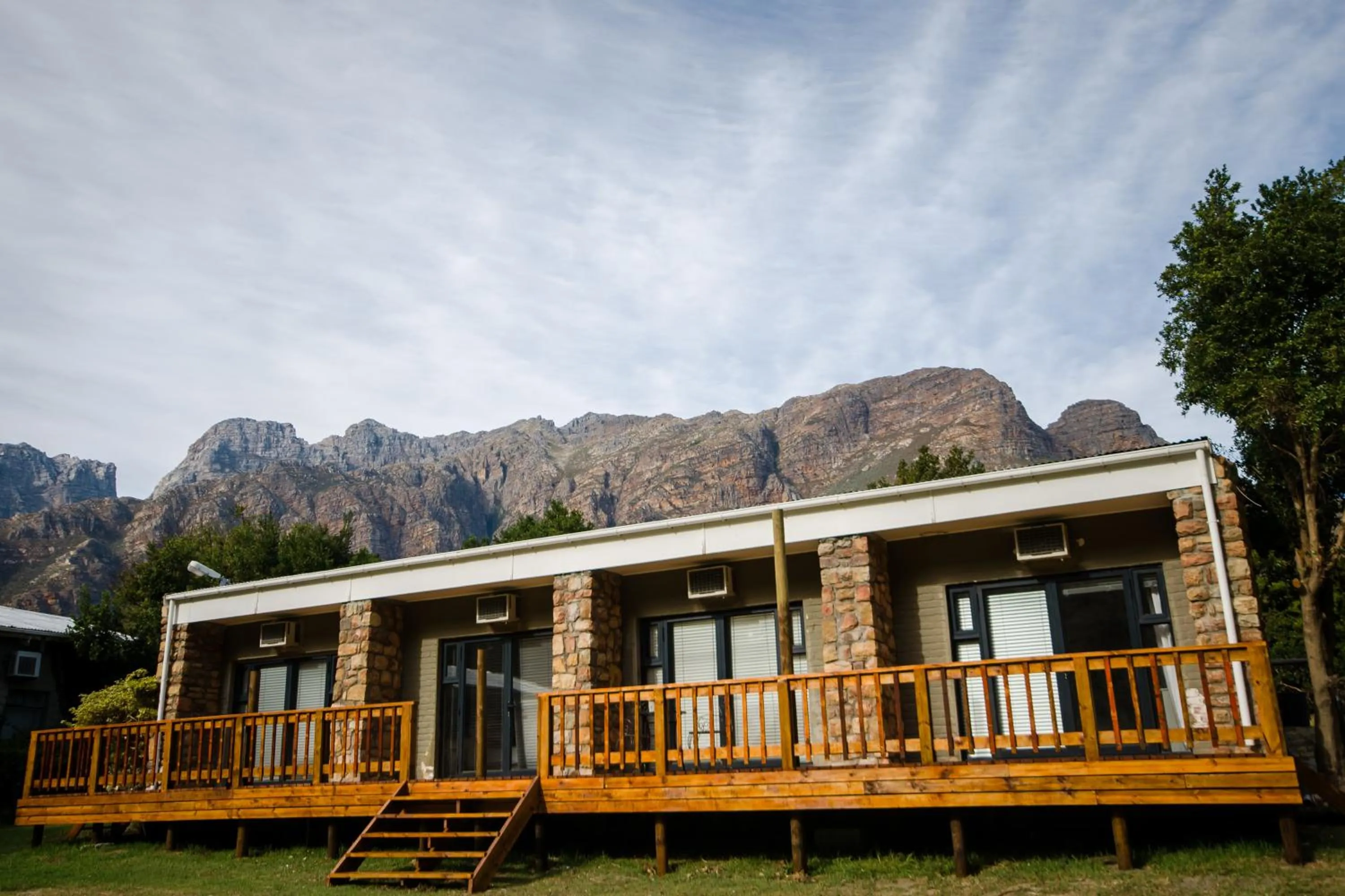 Property building in Du Kloof Lodge