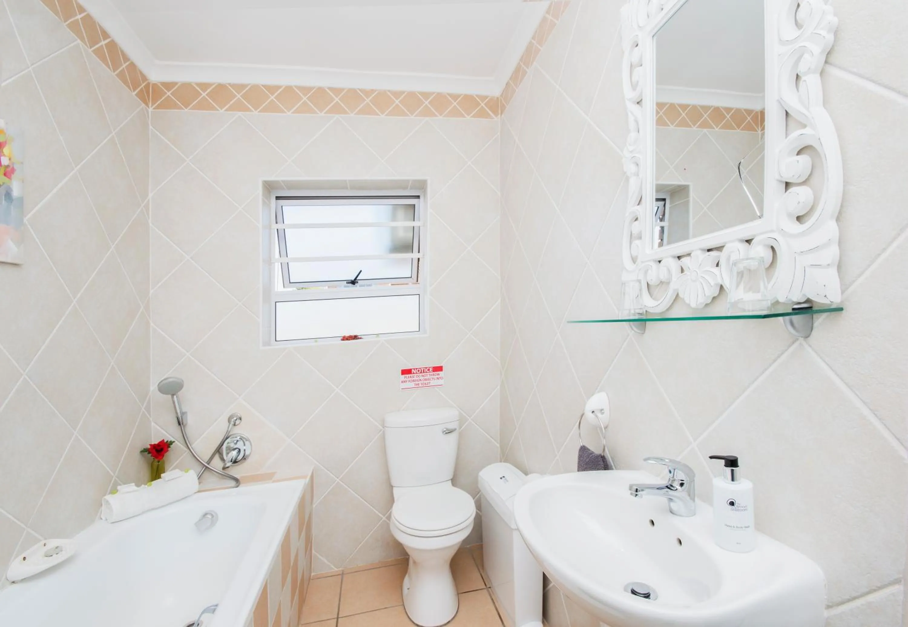 Bathroom in King Guest Lodge