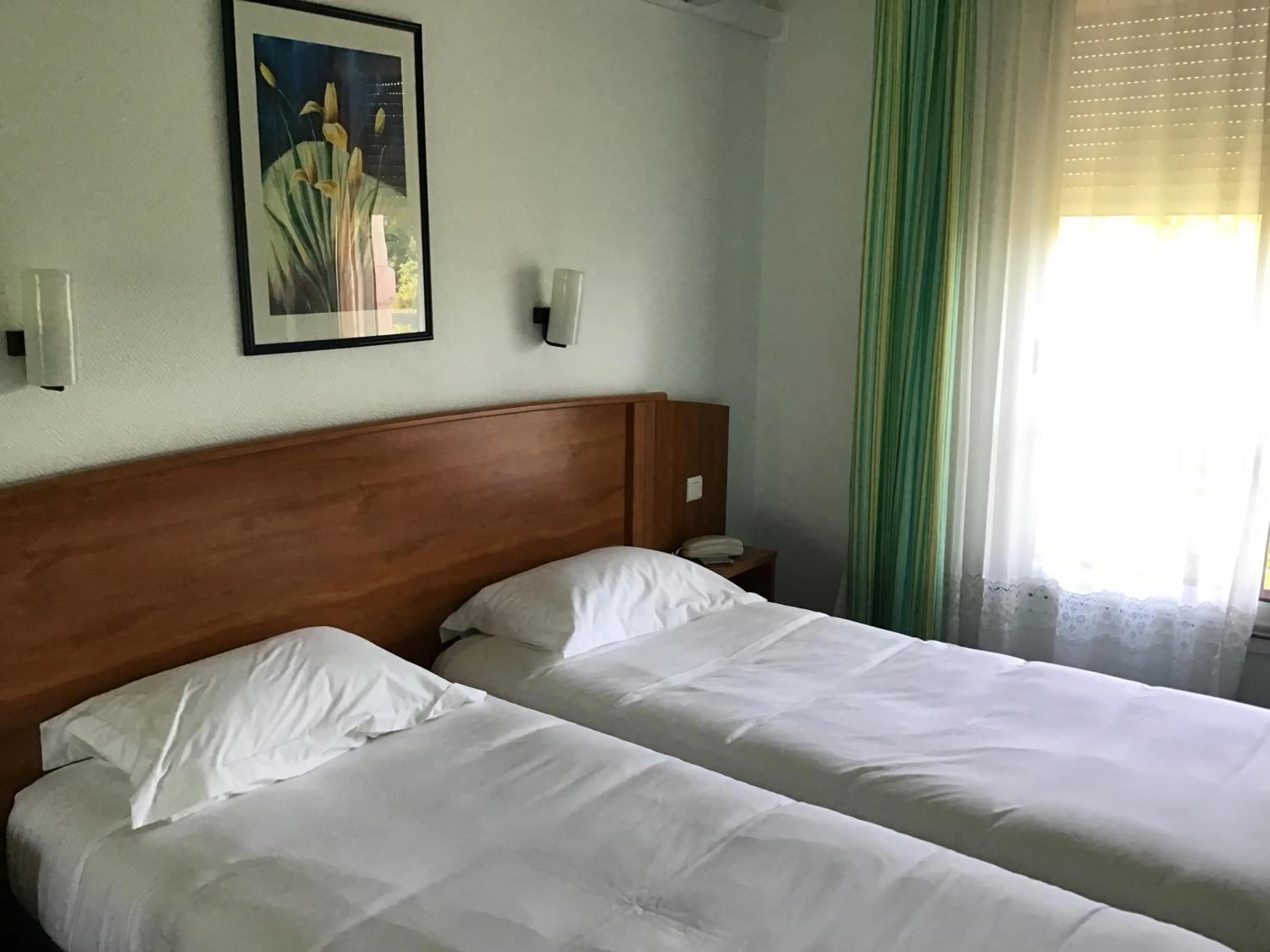 Bed in Brit Hotel Europ Bergerac