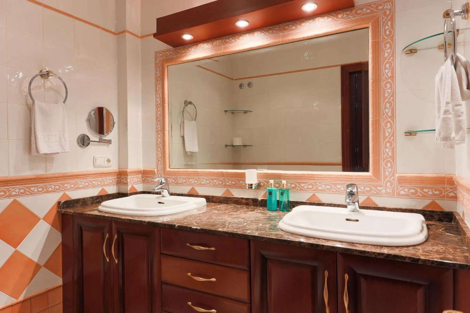 Apartamentos Los Cantaros