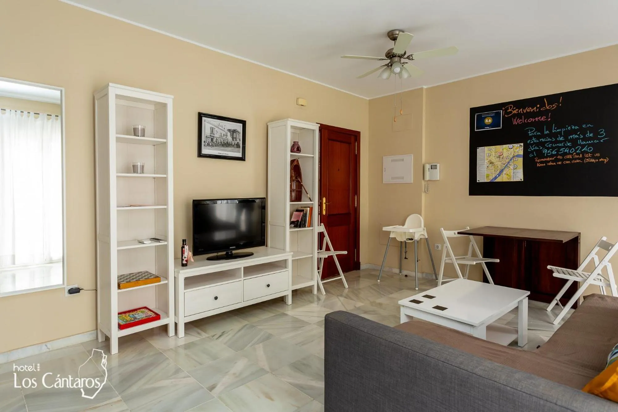 Living room in Apartamentos Los Cantaros