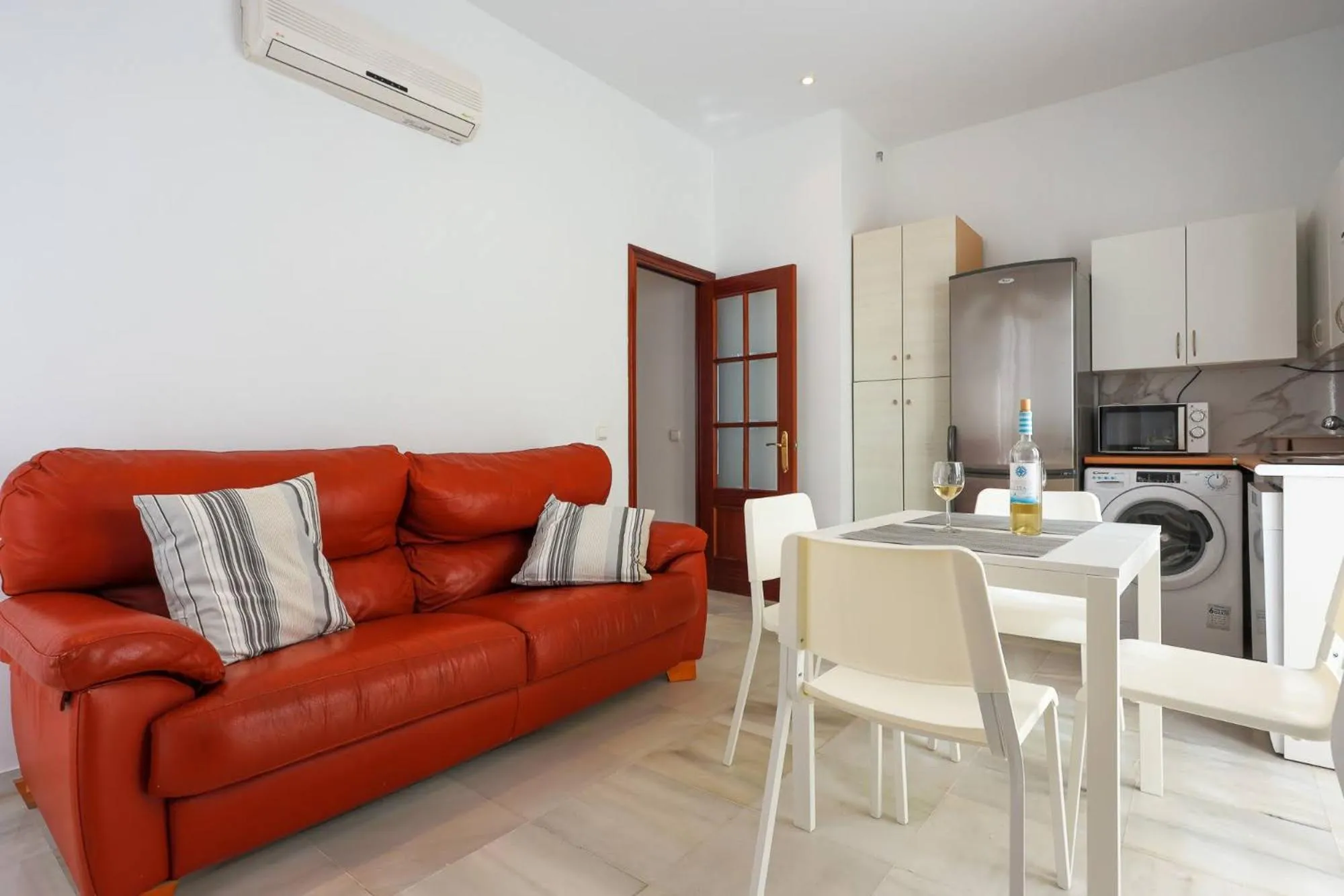 Apartamentos Los Cantaros