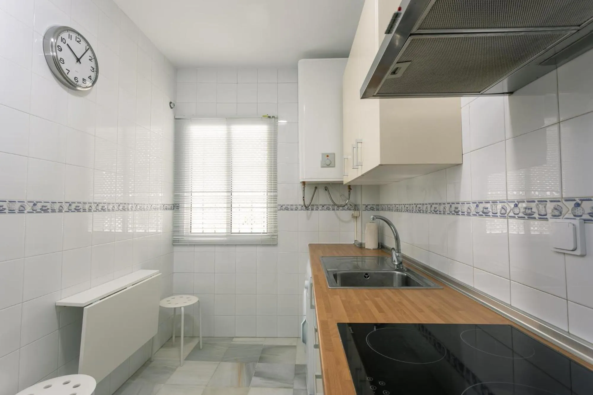 Kitchen or kitchenette in Apartamentos Los Cantaros