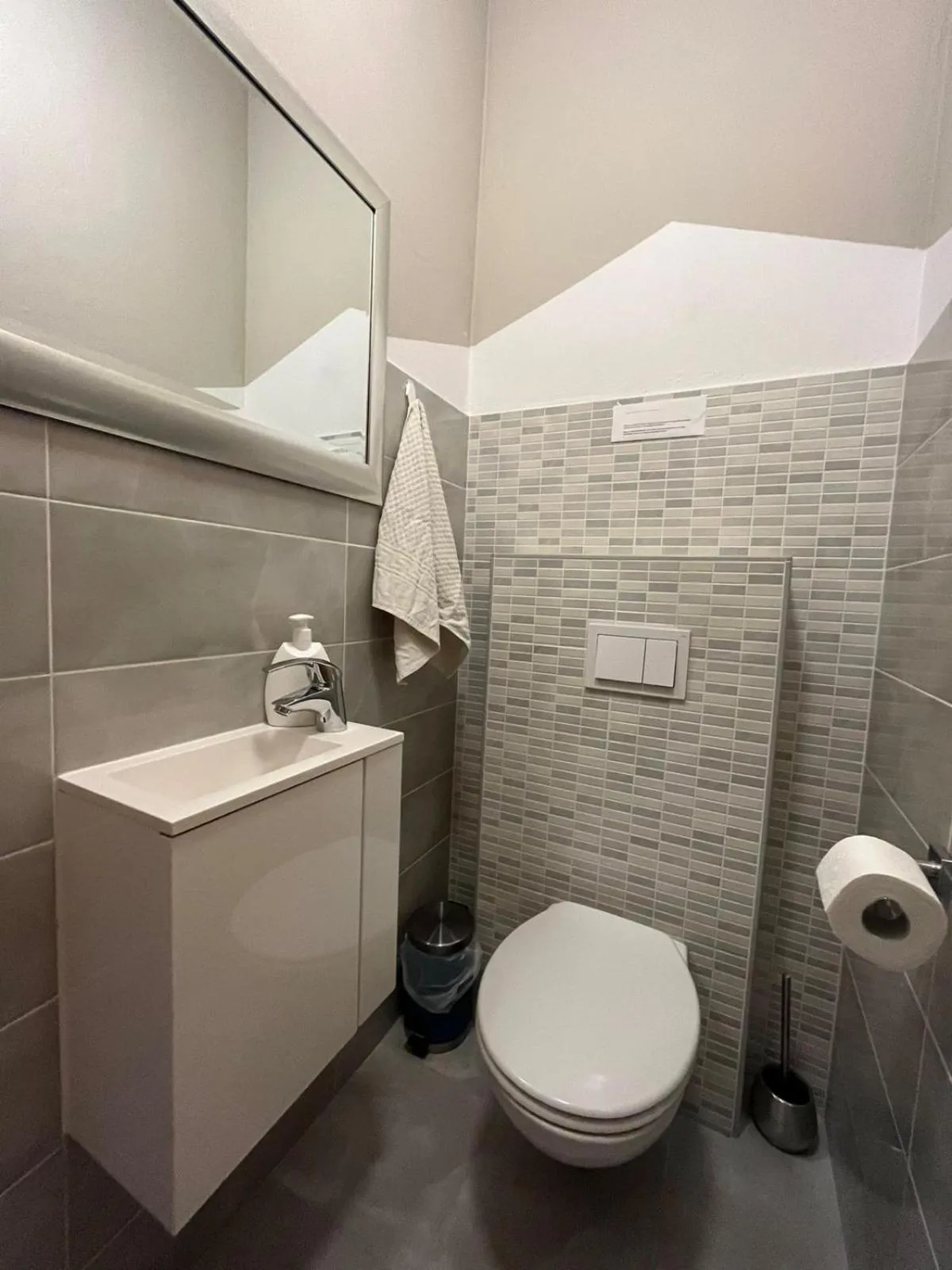 Apartments Four You-with sea view