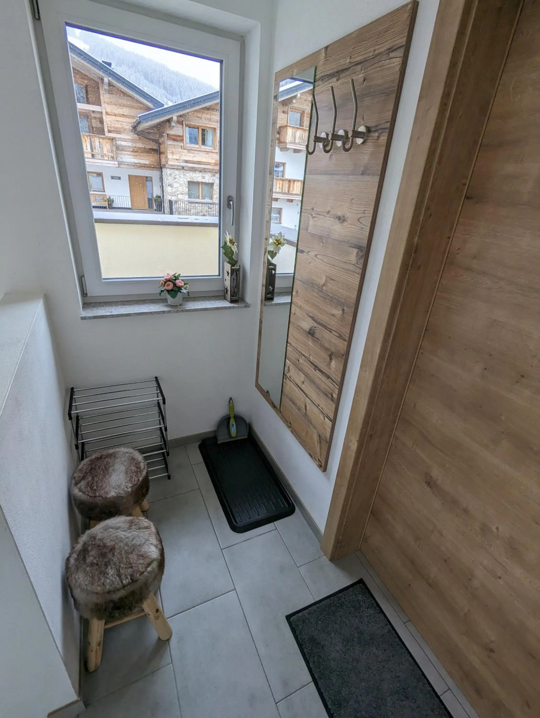 wardrobe in Appartements Gotthardt