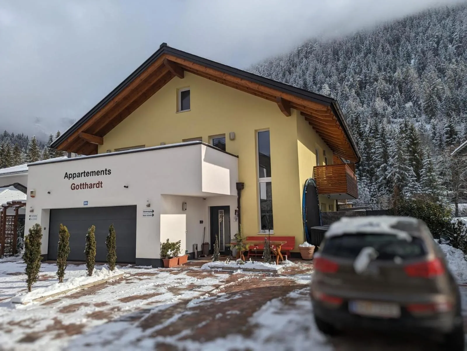 Property building in Appartements Gotthardt
