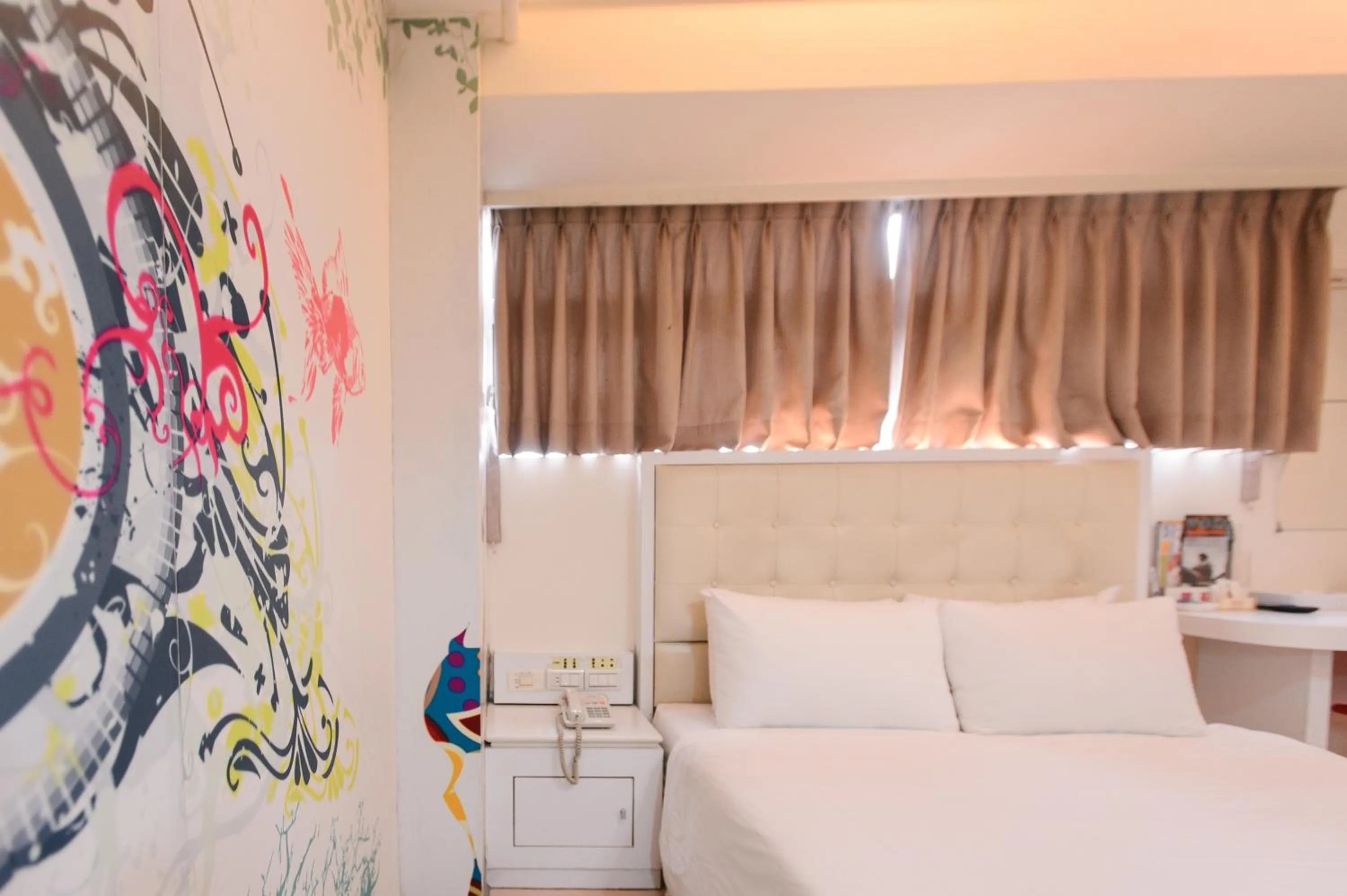 Bed in Beethoven Express Hotel