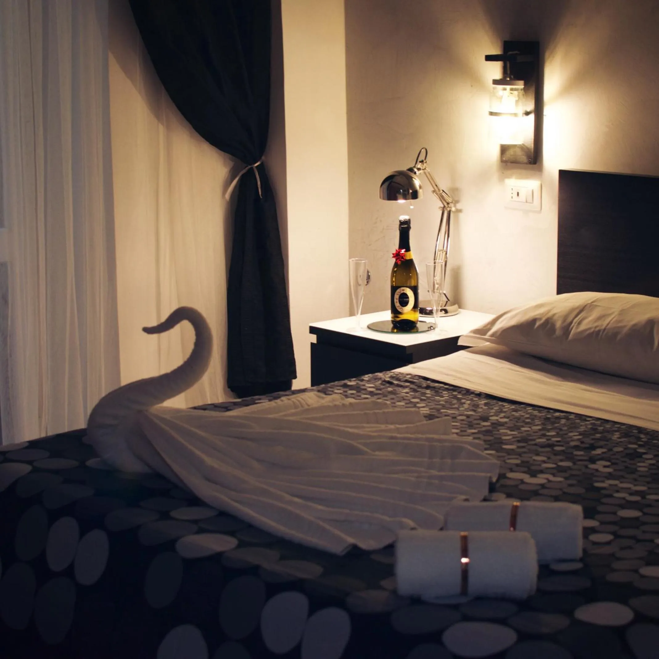 Bed in Moonlight Inn Guesthouse