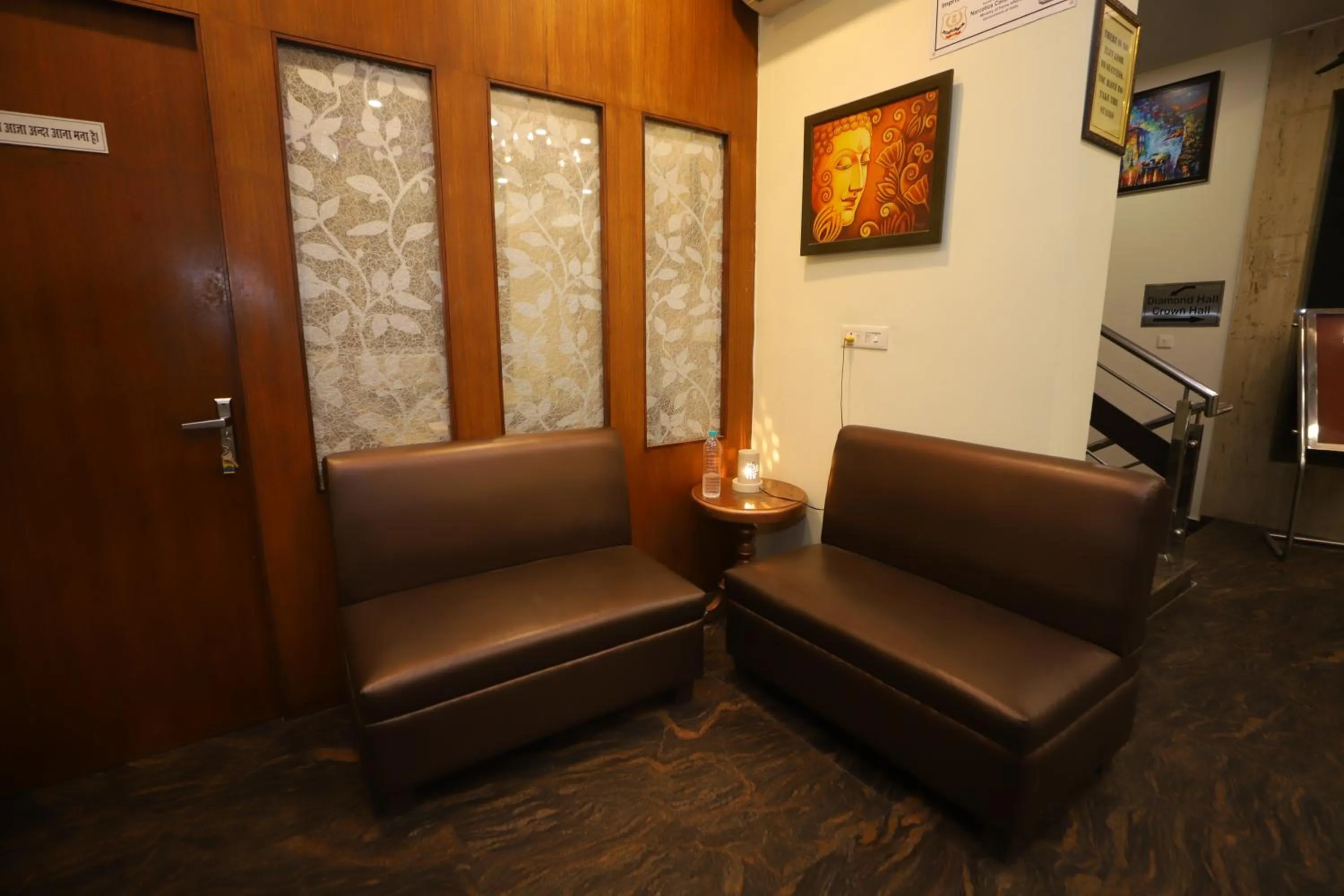 Lobby or reception in JM Vistaraa