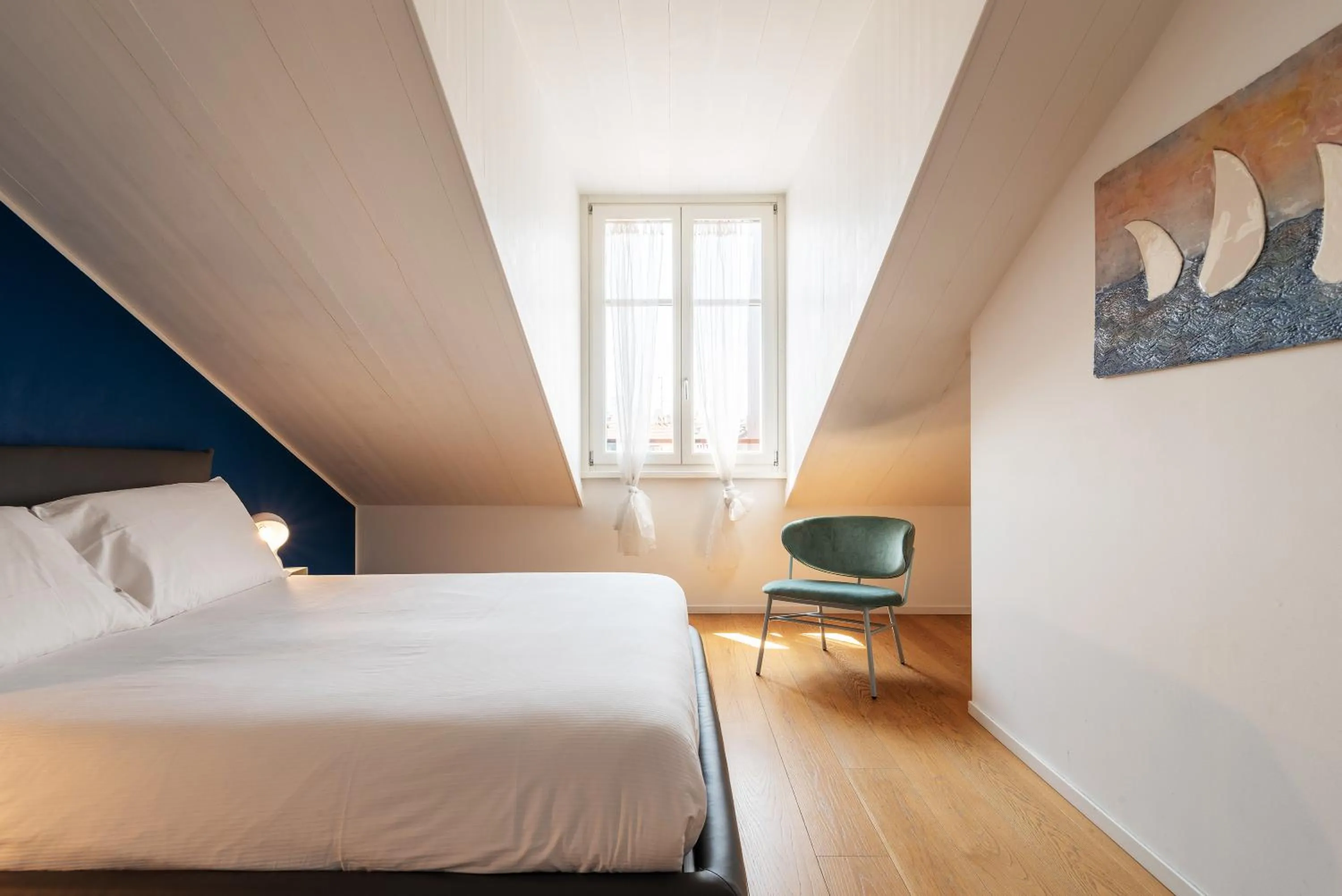 Bed in easyhomes - Brera Luxury Suites