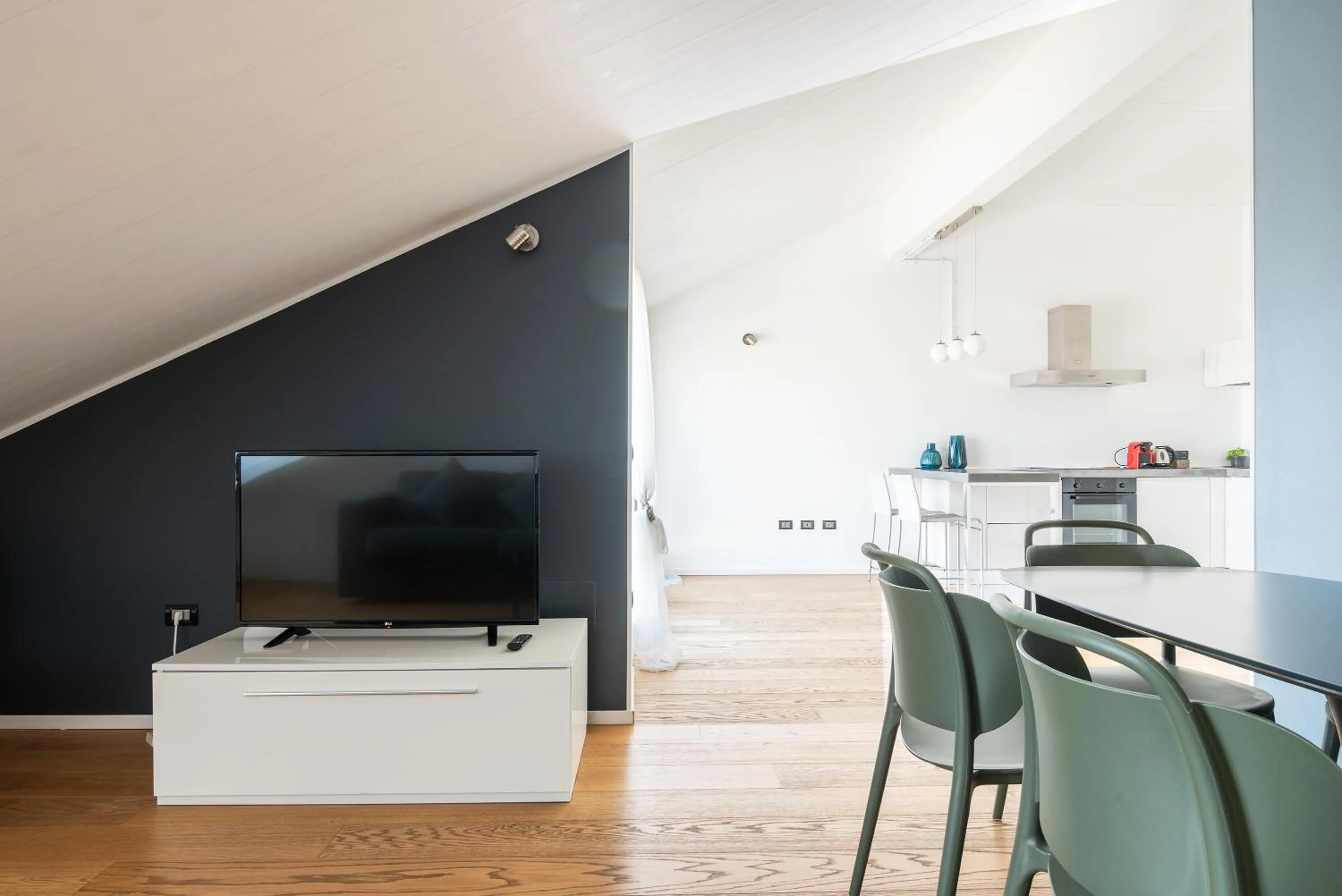 easyhomes - Brera Luxury Suites