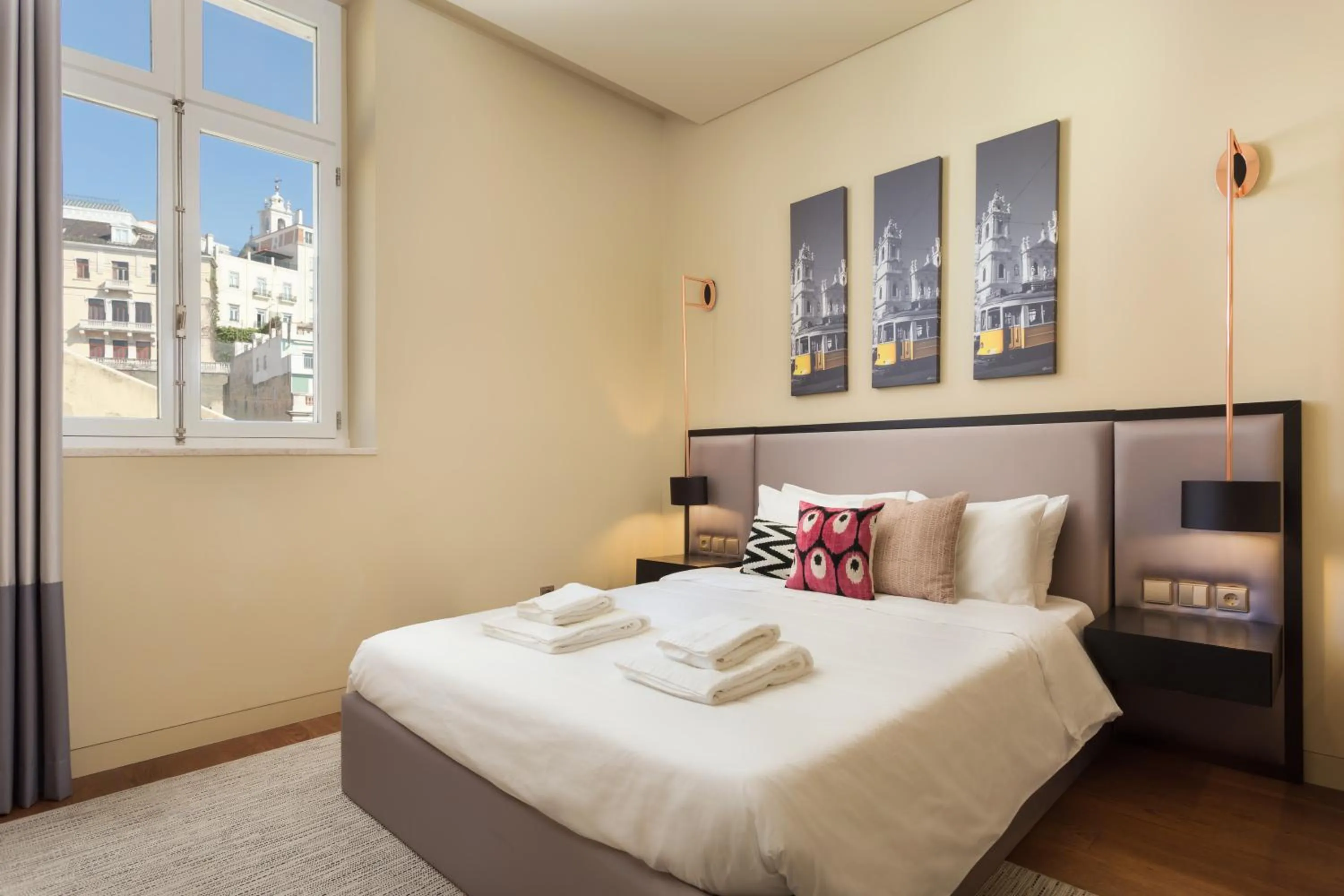 Bedroom, Bed in Lisbon Finestay 8 Building Apartments