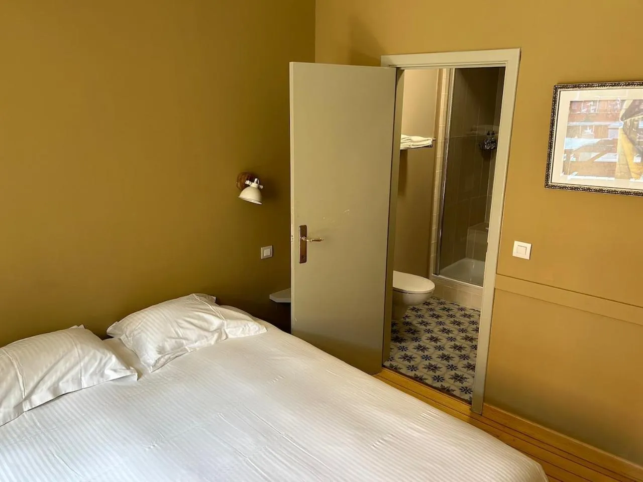 Bed in Hotel Salvators