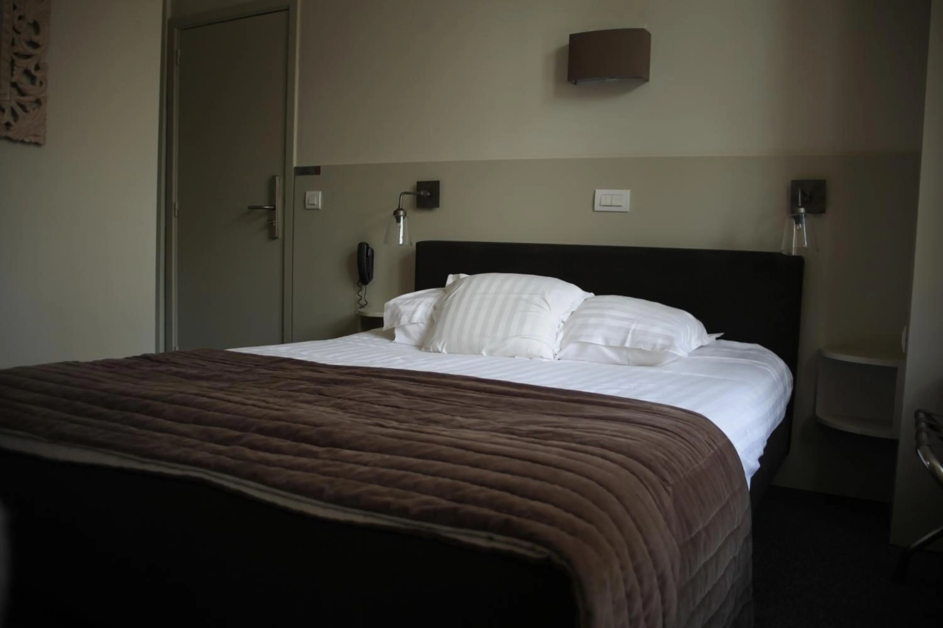 Bed in Hotel Salvators