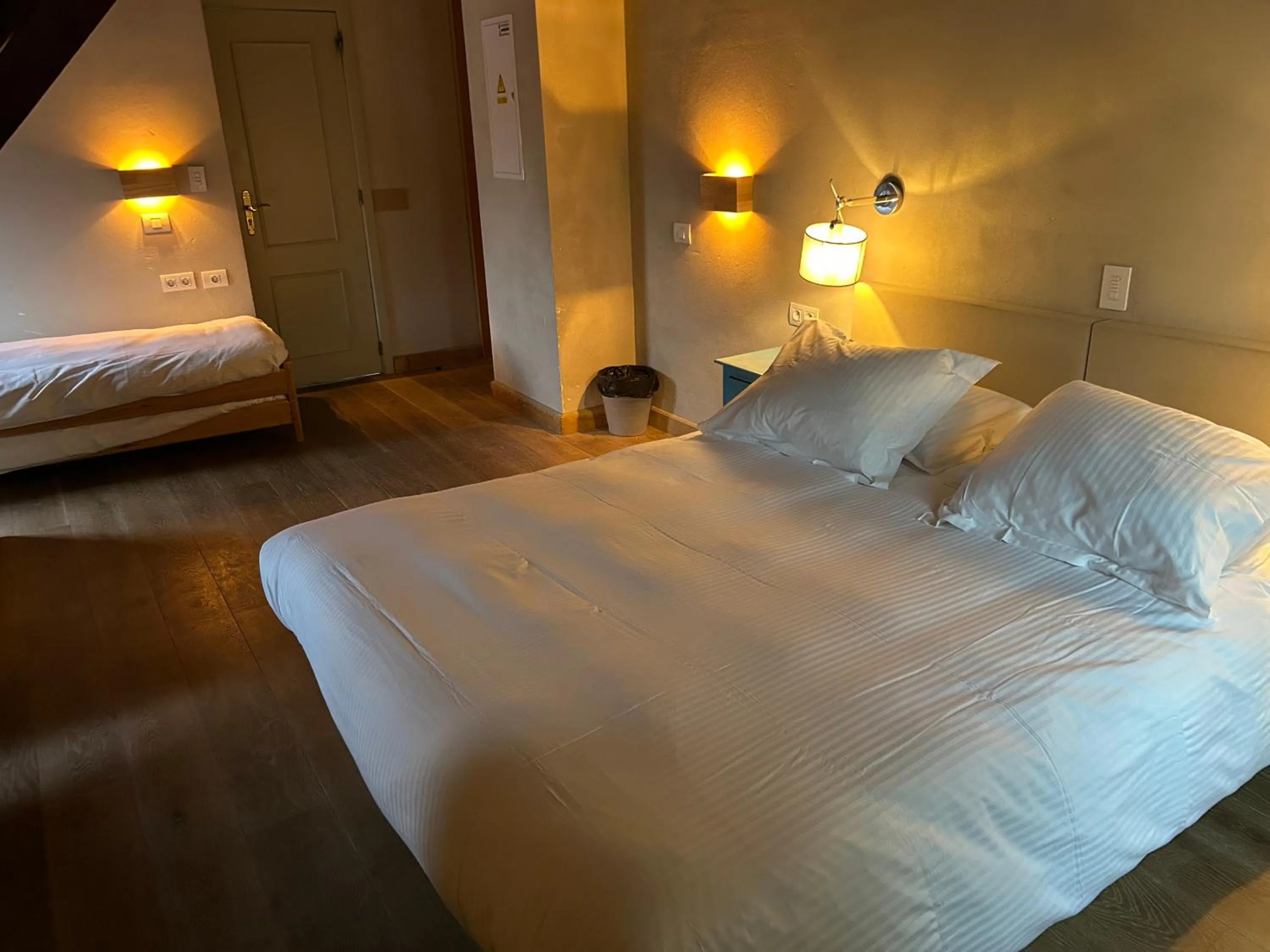 Bedroom, Bed in Hotel Salvators