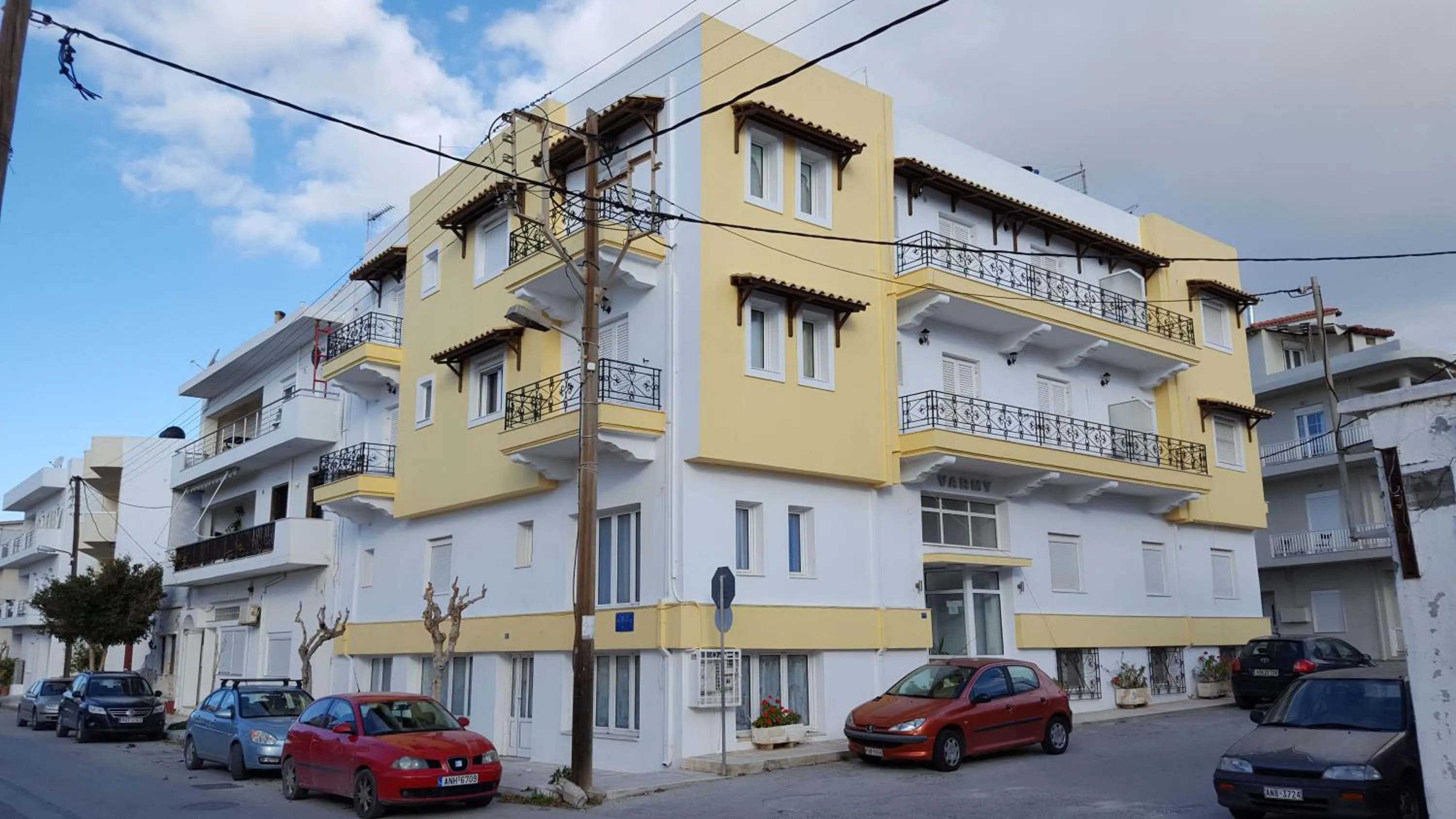 Property building in Varmy