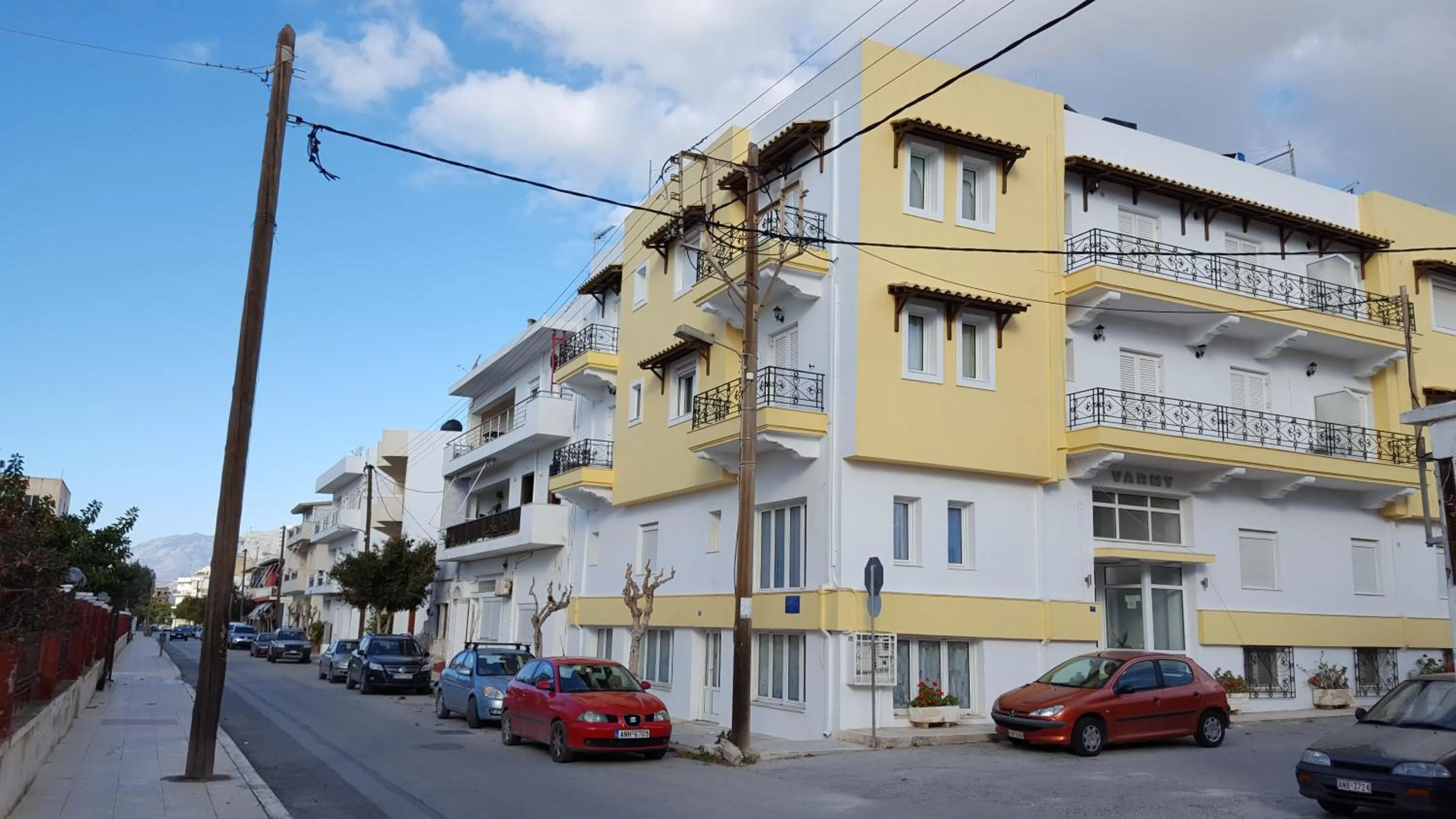 Property building in Varmy