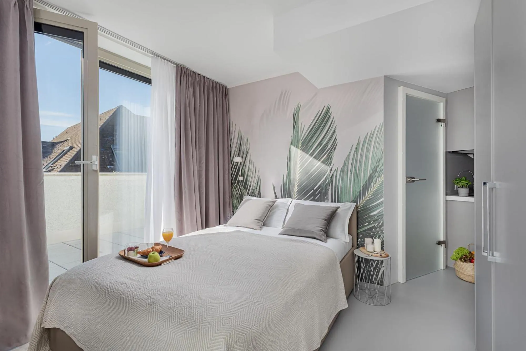 Photo of the whole room, Bed in VISIONAPARTMENTS Lucerne - contactless check-in